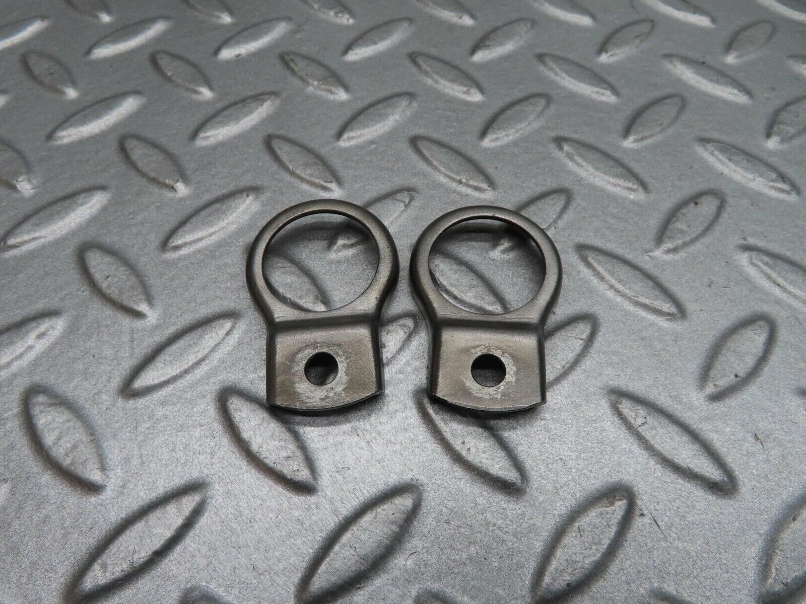 12493 Mercedes-Benz W108 280SE 3.5 Fuel Injector Bracket