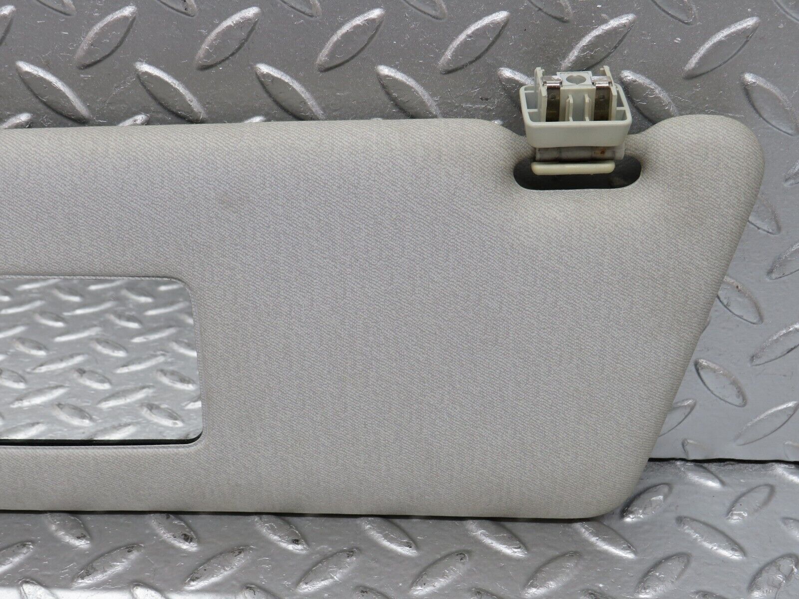 33282 Mercedes-Benz W202 C180 Sun Visor Left Side