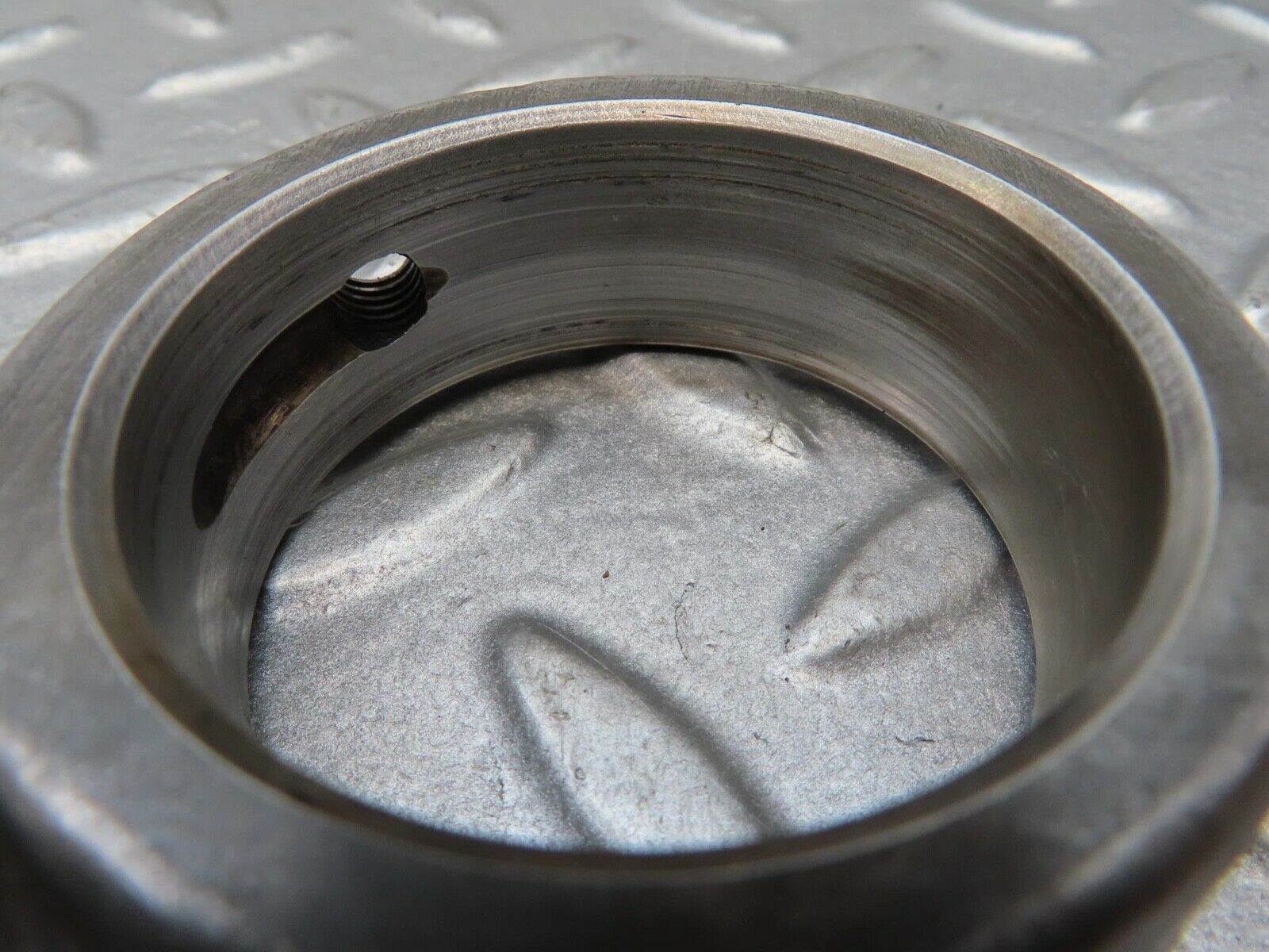 13349 Mercedes-Benz C107 350SLC Coupe Camshaft Tower Bearing 1160512112