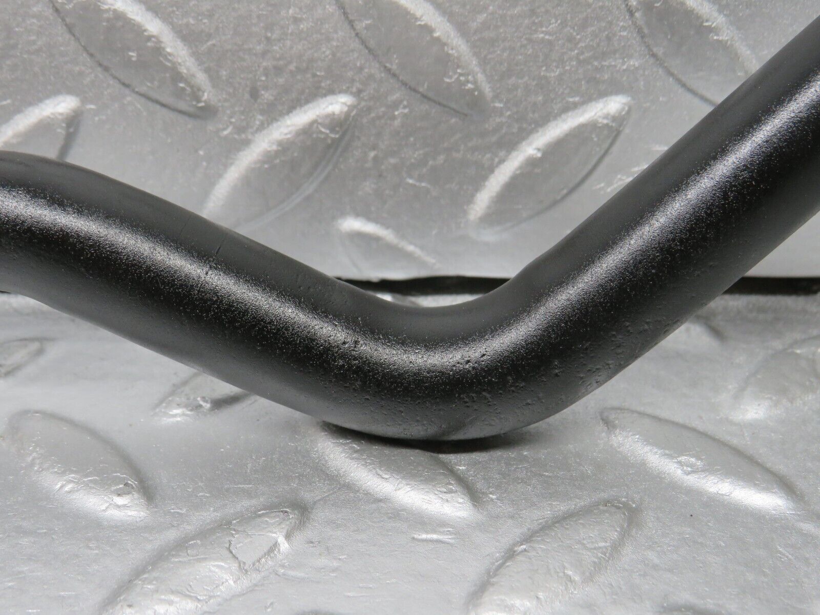 38149 Mercedes-Benz A124 320E Cabriolet Coolant Pipe