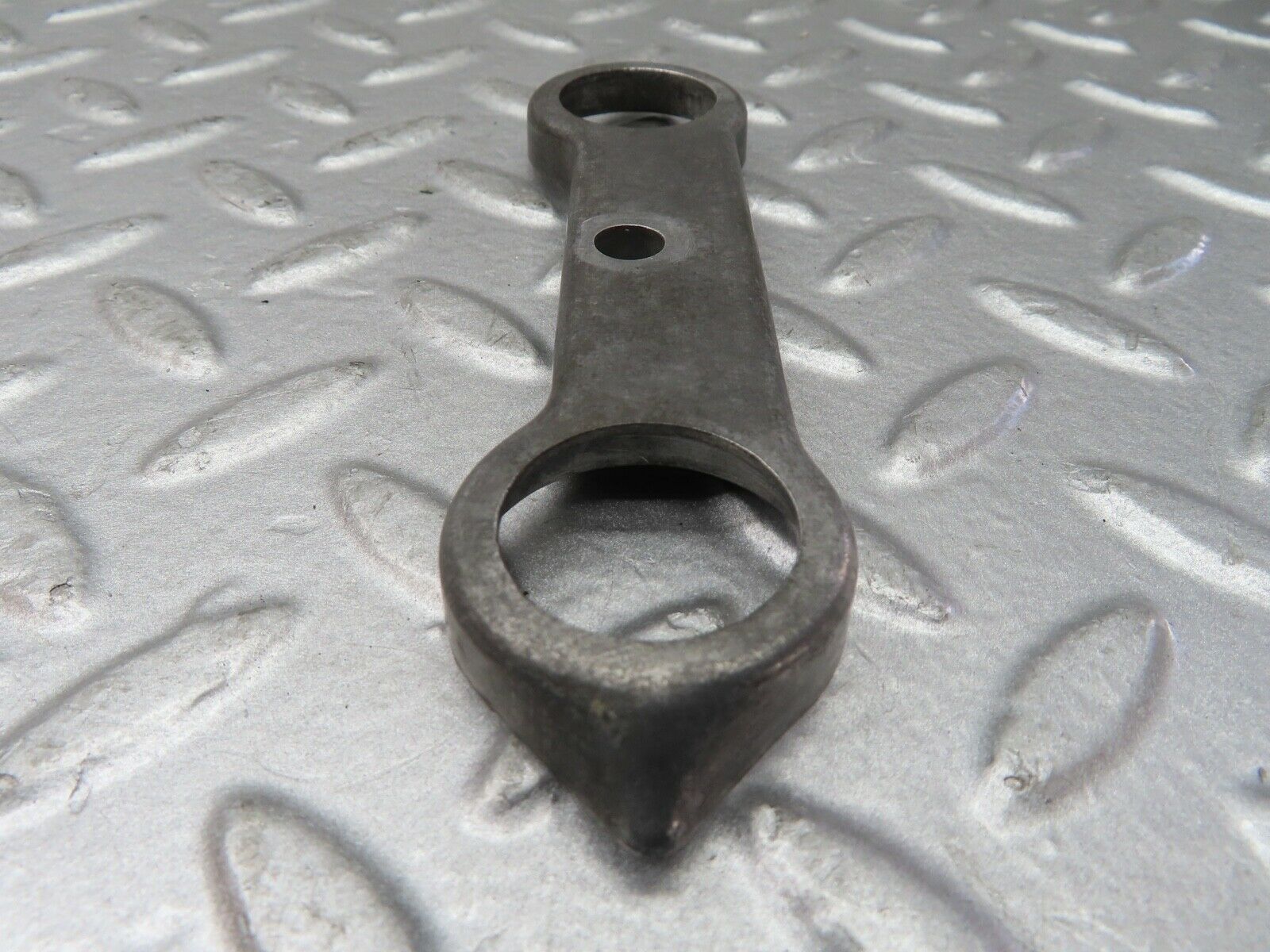 20365 Mercedes-Benz W114 280CE Coupe Fuel Injector Bracket 1300780341