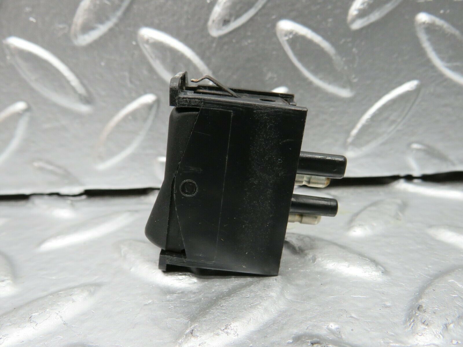 22780 Mercedes-Benz C107 450SLC Coupe Interior Dome Light Switch 0008205810