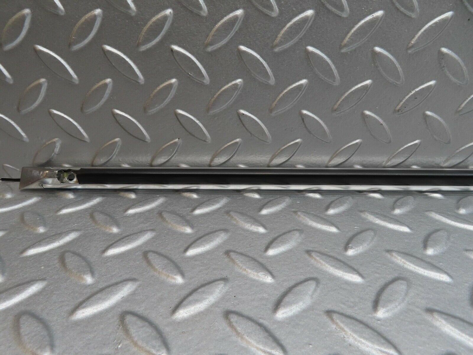 12943 Mercedes-Benz W111 220SE Rear Right Centre Fender Wing Moulding Trim