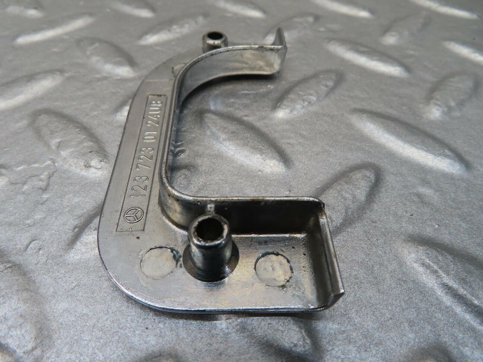 16040 Mercedes-Benz W123 280E Left Interior Chrome Door Latch Trim 1237230124