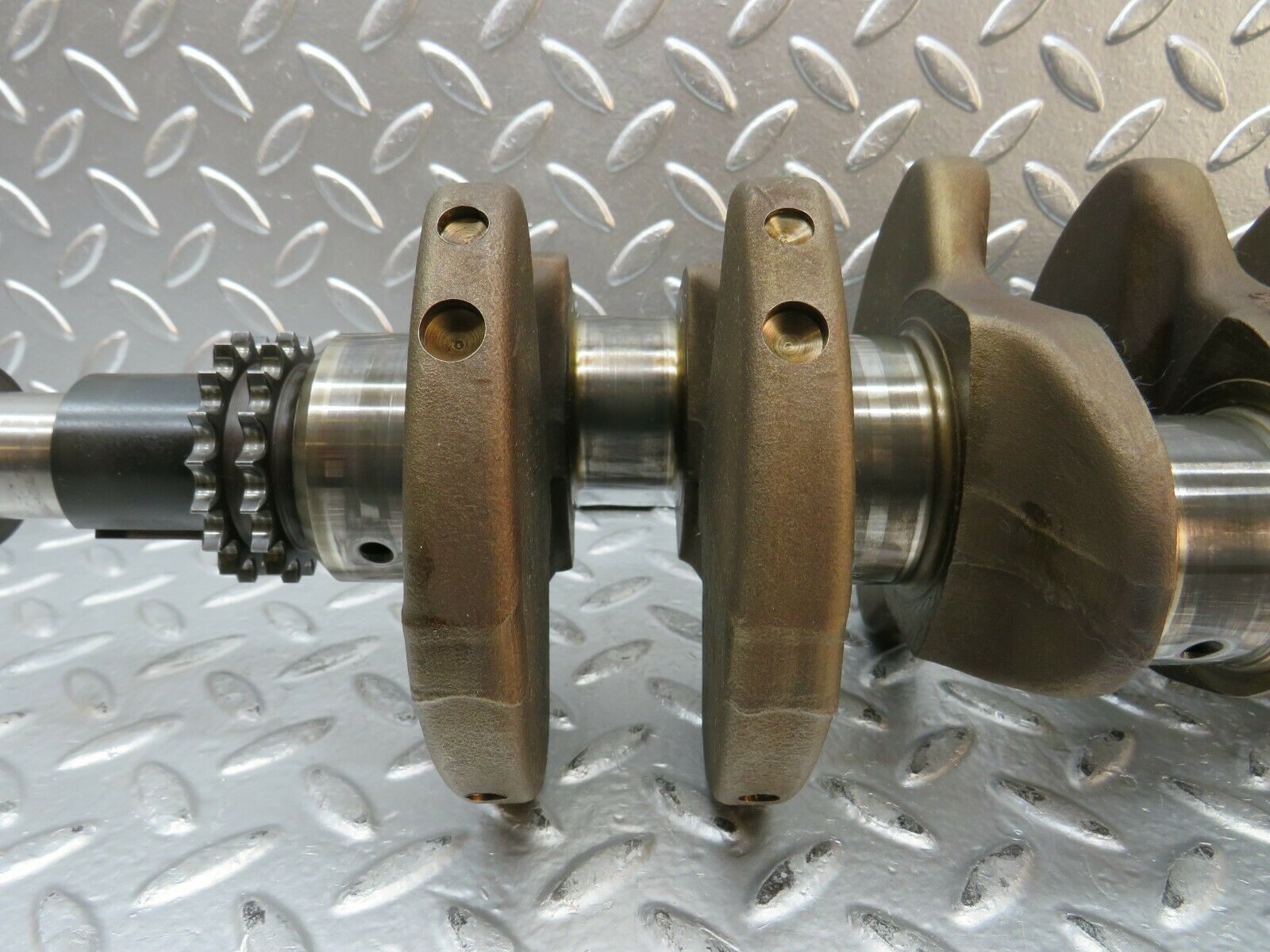 23098 Mercedes-Benz C123 230CE Coupe Crankshaft 10235