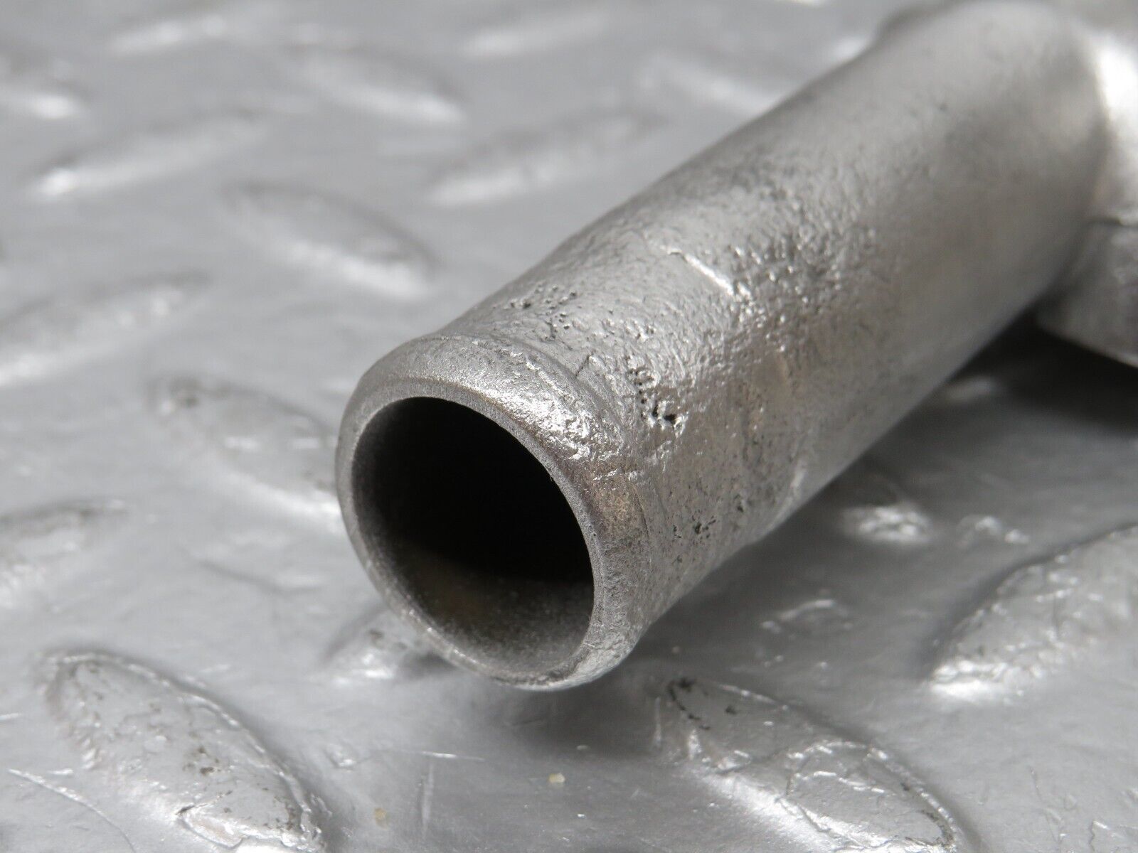 33739 Mercedes-Benz W201 190E 2.0L Coolant Pipe 1022030473