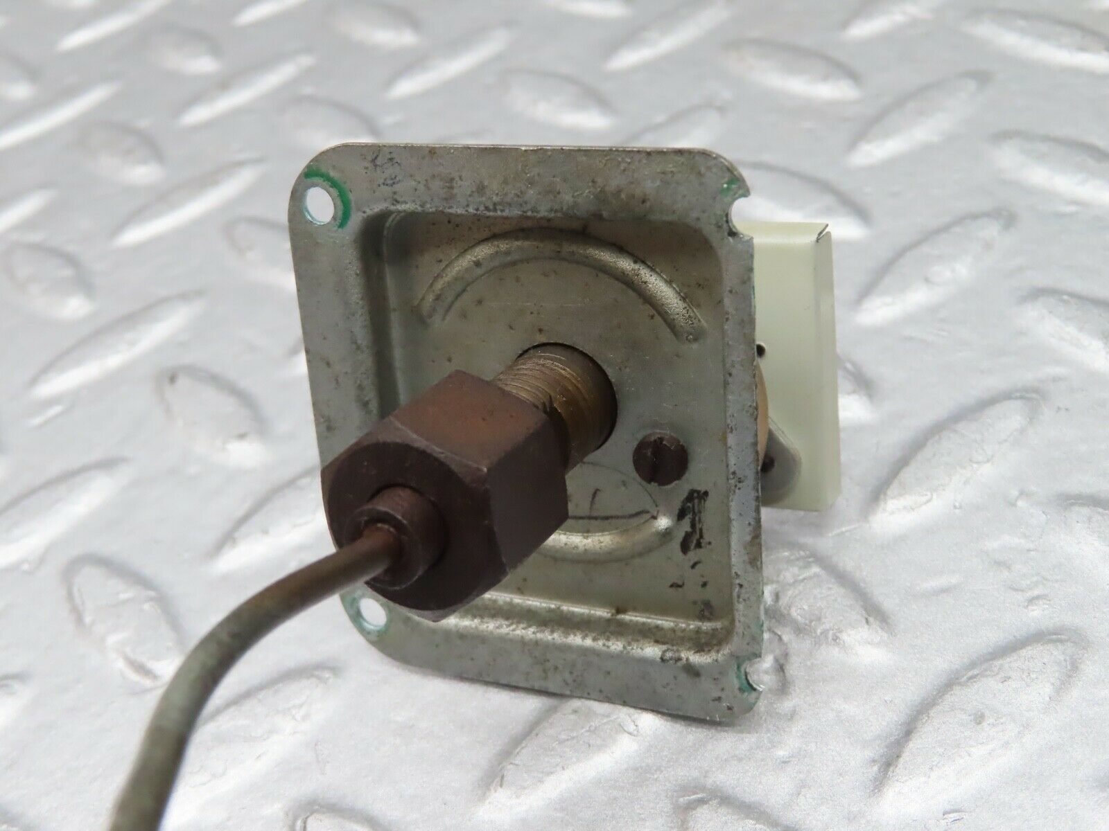 19810 Mercedes-Benz W120 W121 Ponton Oil Pressure Gauge