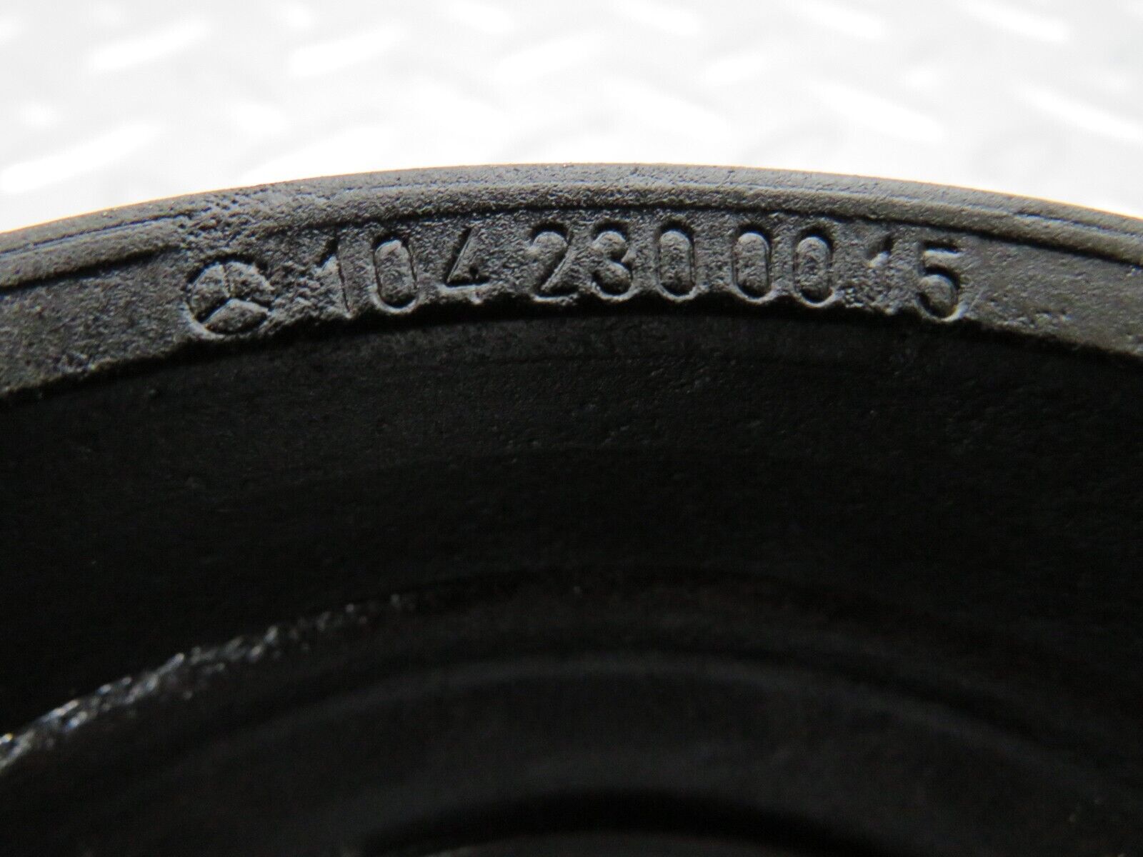 24820 Mercedes-Benz W140 S320 Water Pump Pulley 1042300015