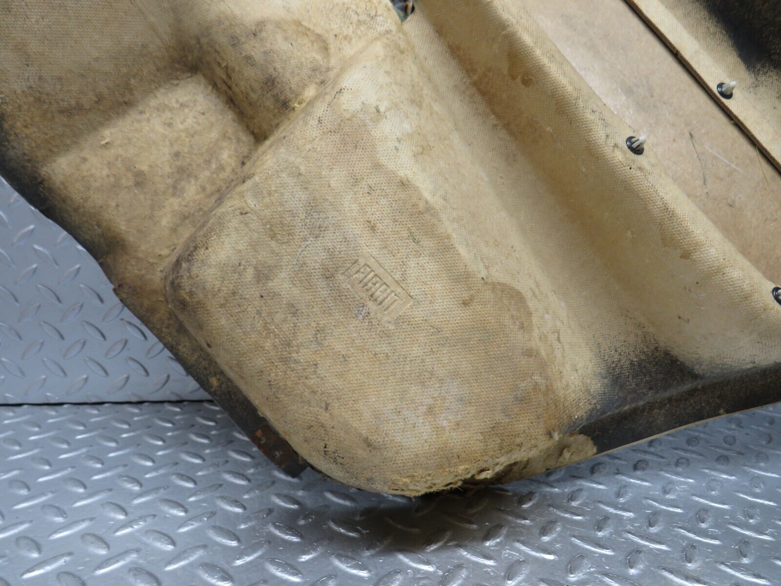 37072 Mercedes-Benz C126 420SEC Coupe Rear Left Card Panel Beige