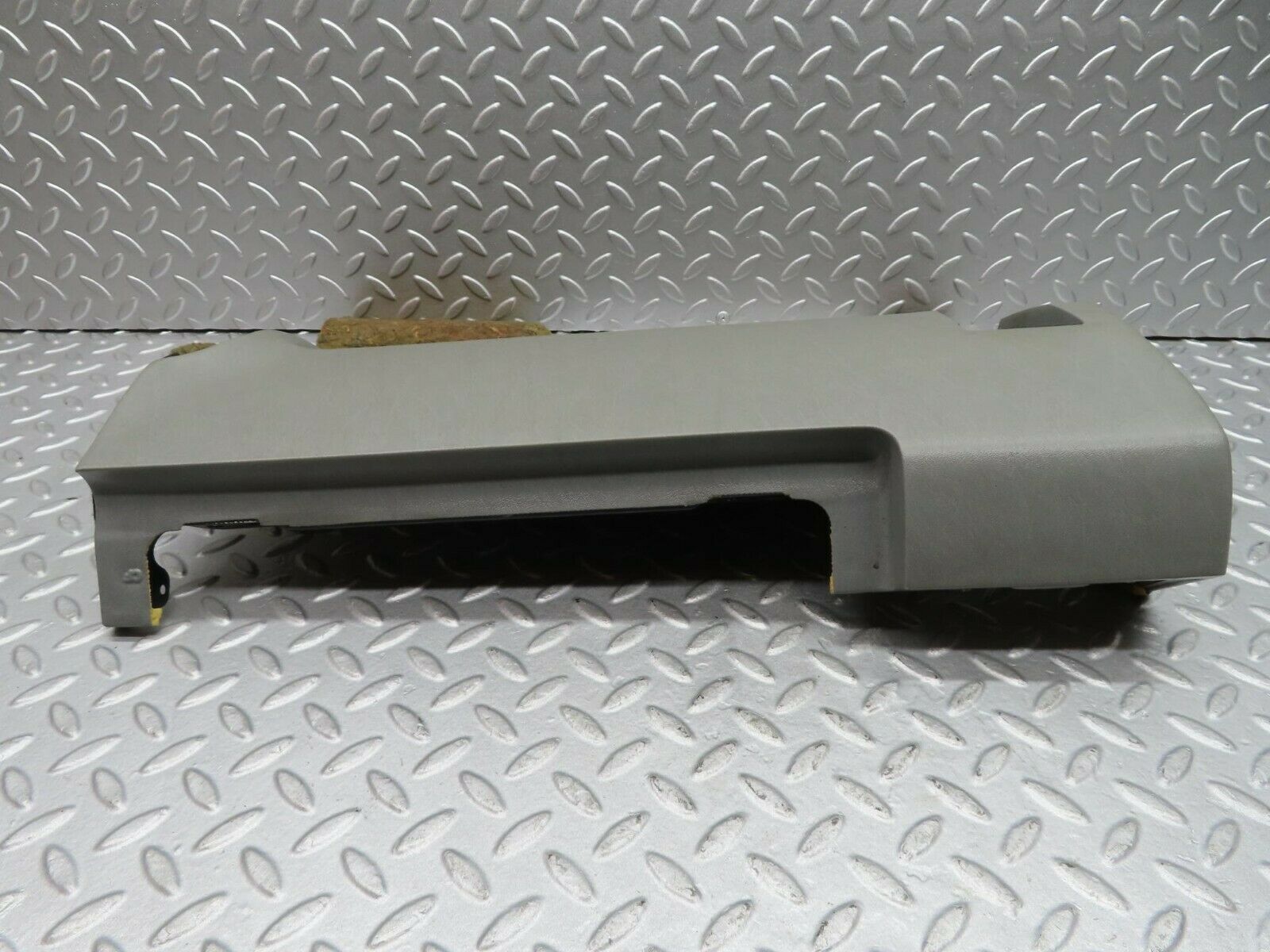 16334 Mercedes-Benz W124 260E Under Dash Panel