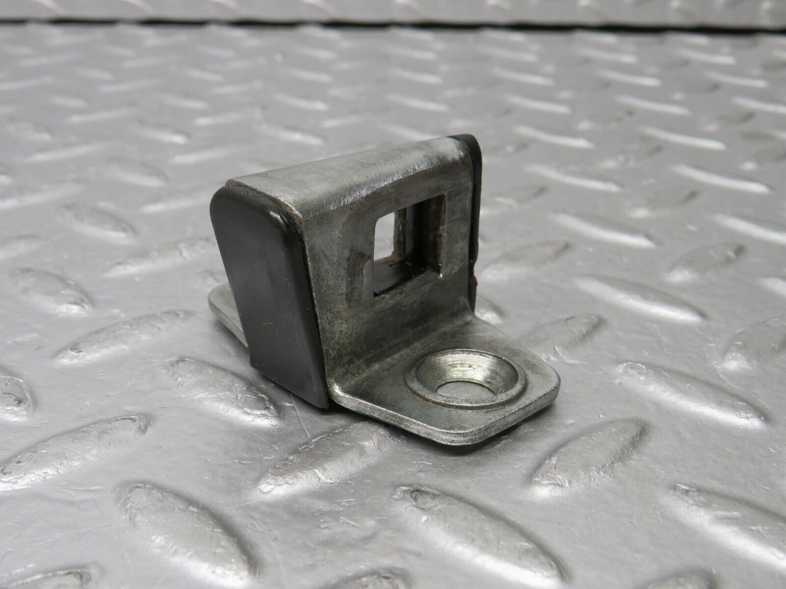 38422 Mercedes-Benz R129 280SL Coupe Door Lock Latch