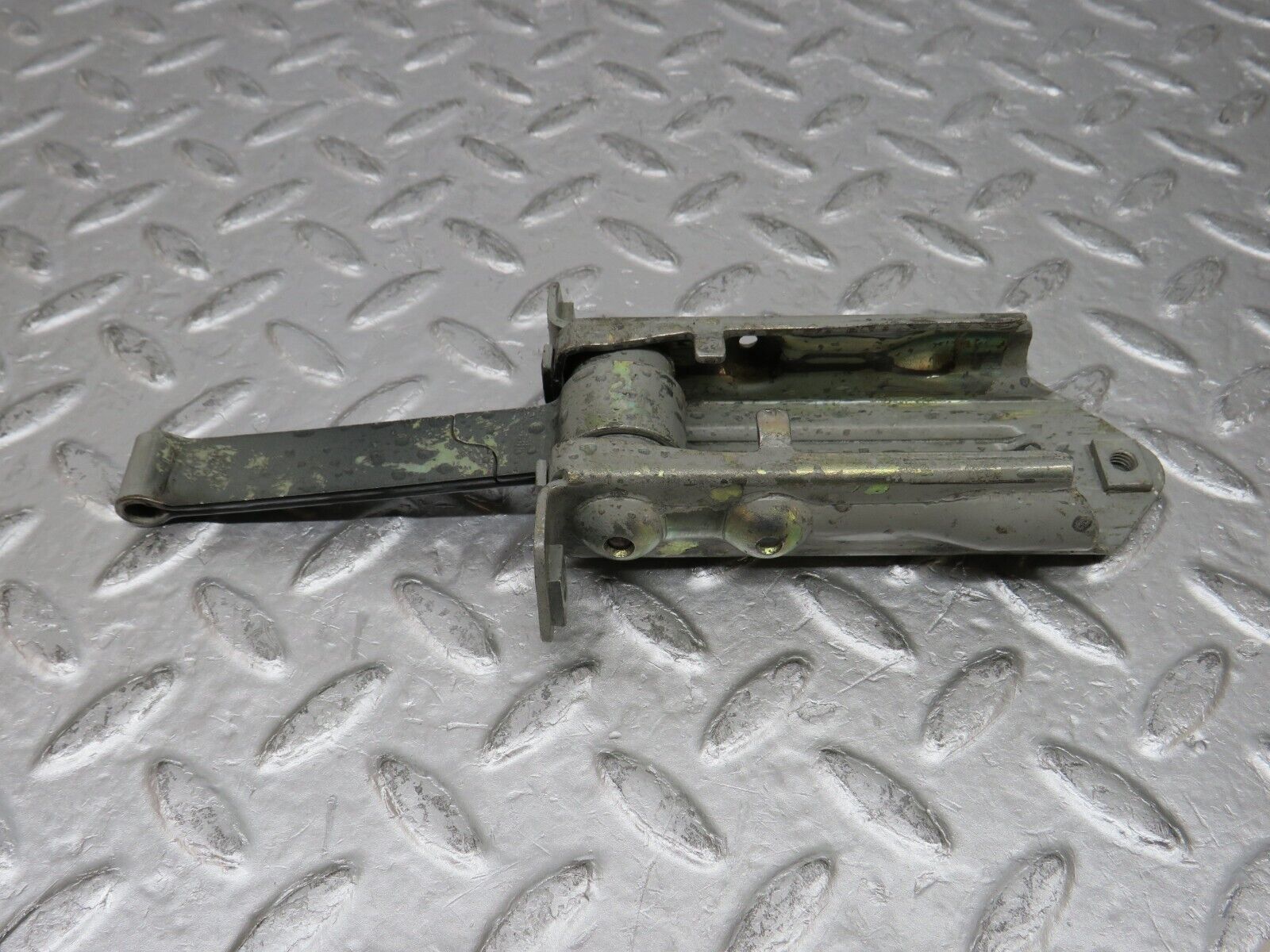 37739 Mercedes-Benz A124 320E Cabriolet Door Safety Check Strap