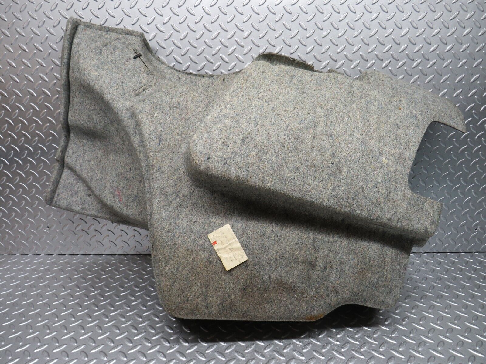 29229 Mercedes-Benz W124 230E Trunk Panel Cover Left 1246906325