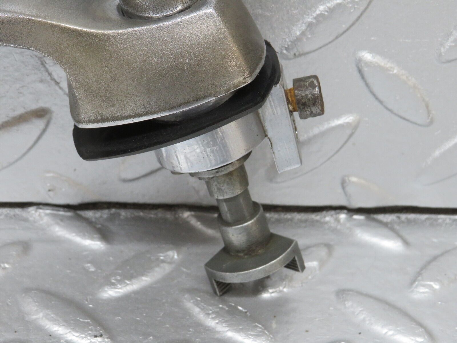 40278 Mercedes-Benz W110 230 Front Right Door Exterior Handle No Key