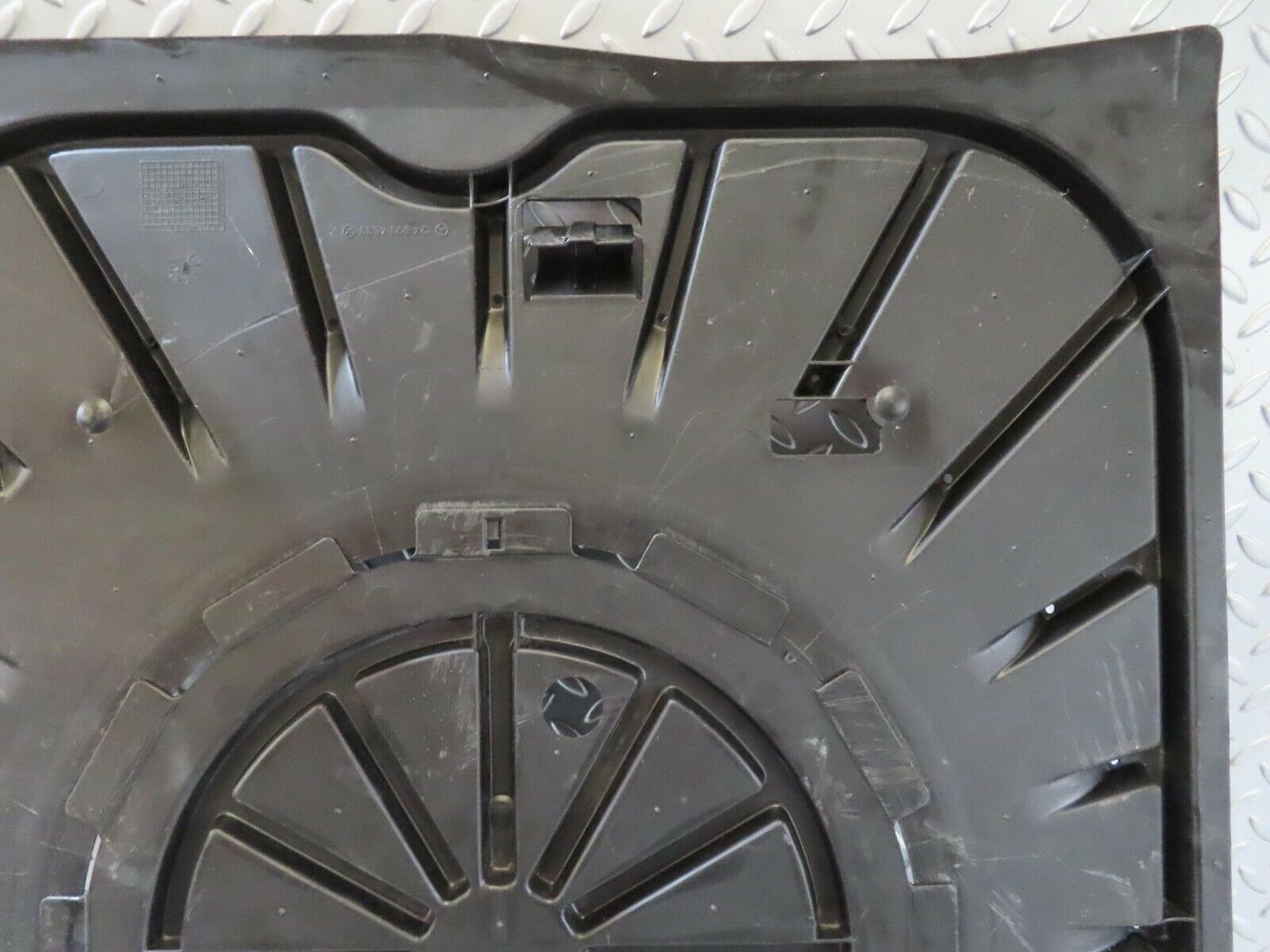 16735 Mercedes-Benz W124 260E Spare Wheel Cover 1246934533