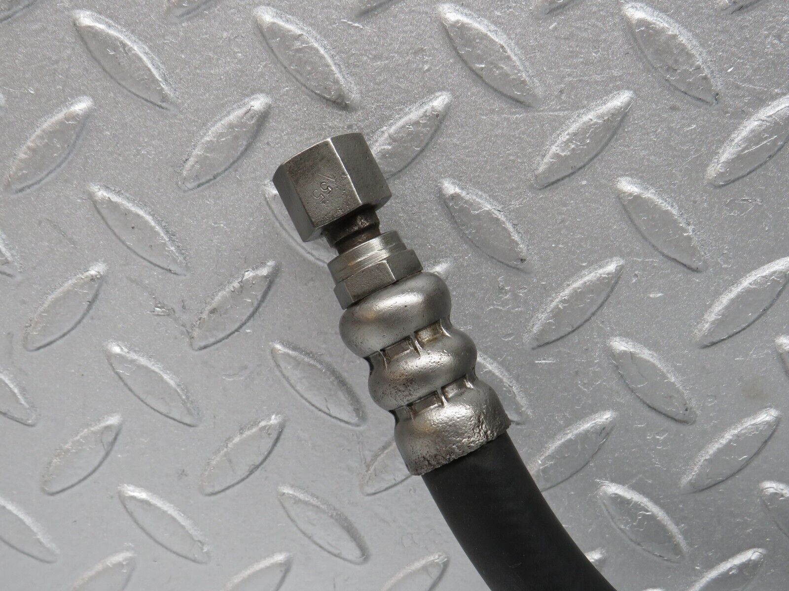 38158 Mercedes-Benz A124 320E Cabriolet Power Steering Hose Pipe 1244663581