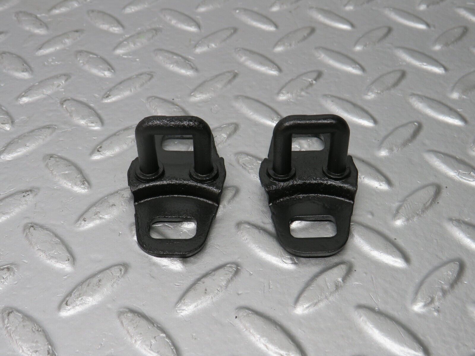 39708 Mercedes-Benz R129 320SL Coupe Bonnet Lock Catch Pair 1298800060