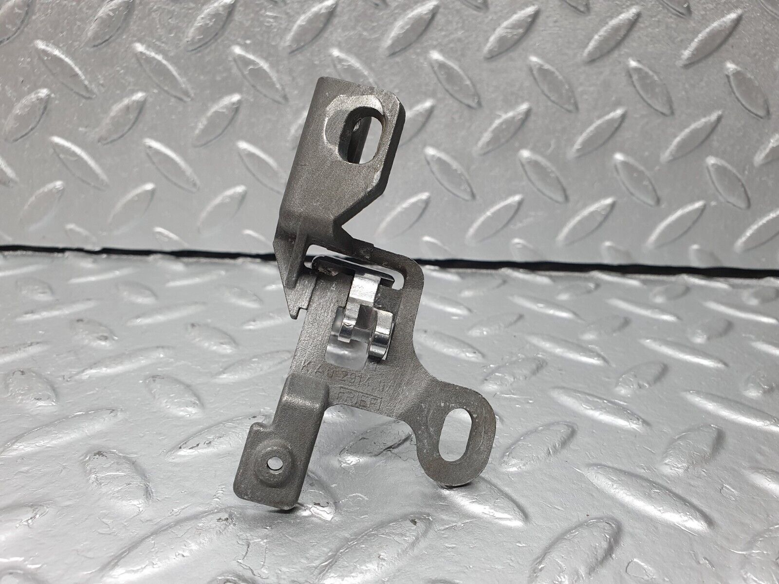 40765 Mercedes-Benz W123 300D Left Interior Door Handle 1237600161