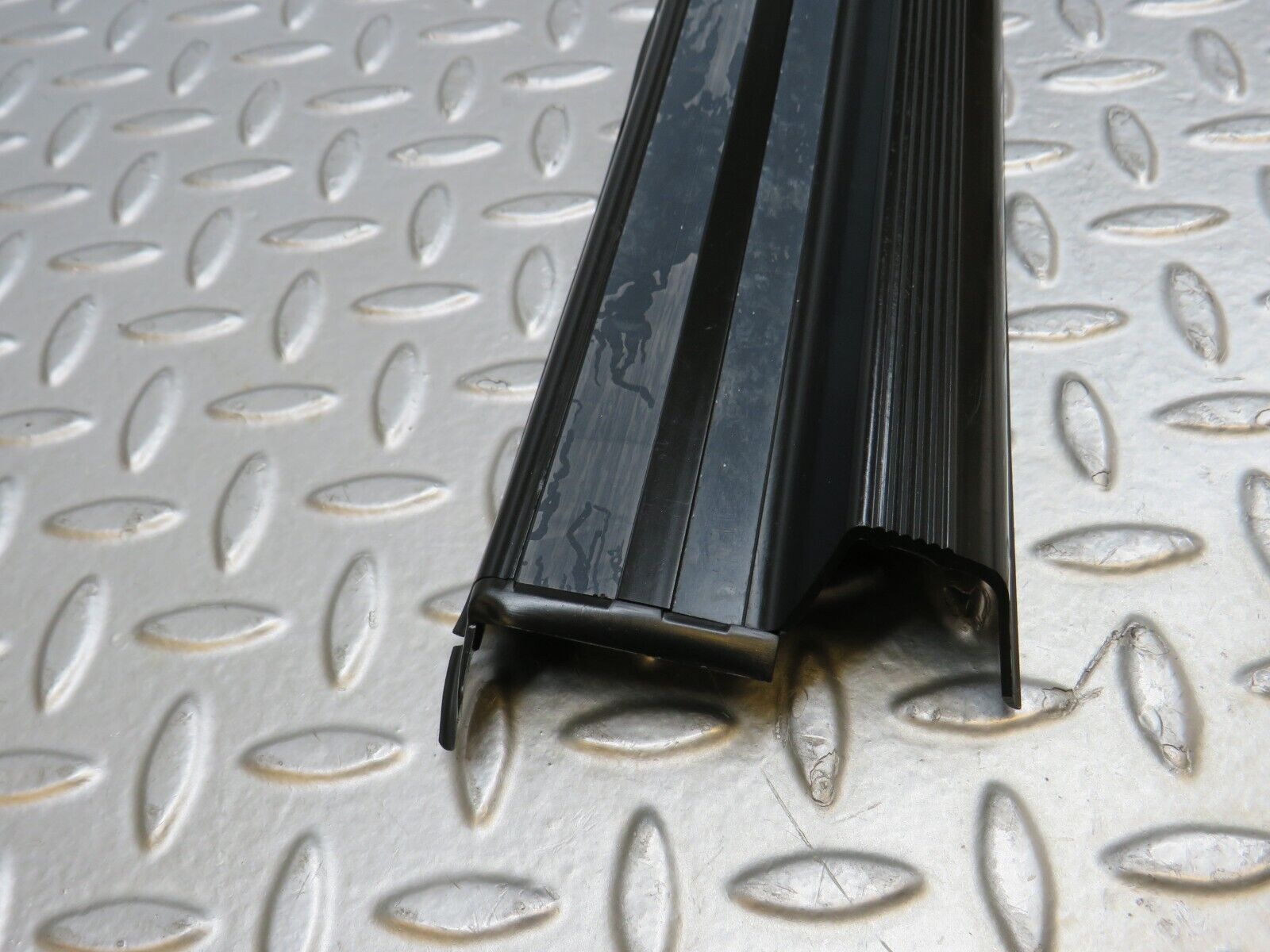 37868 Mercedes-Benz A124 320E Cabriolet Left Door Sill Trim Black