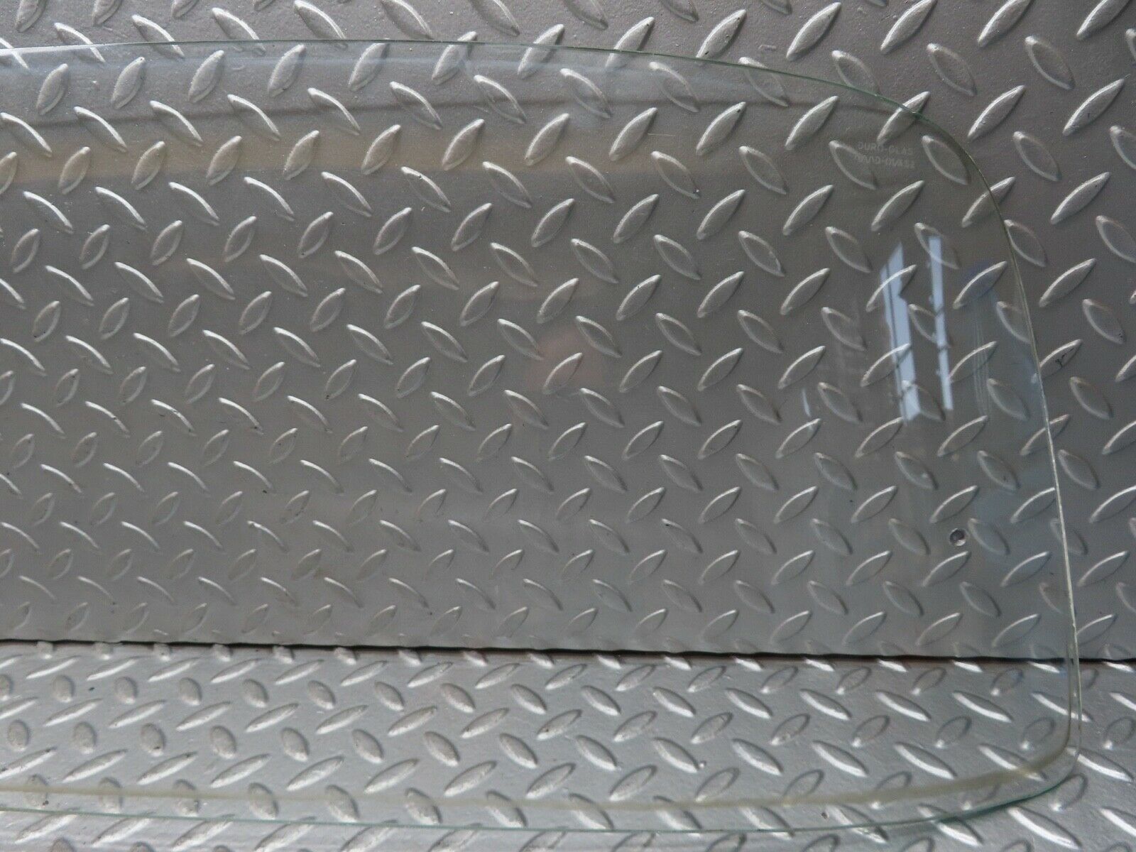 18752 Mercedes-Benz W120 W121 Ponton Rear Windscreen