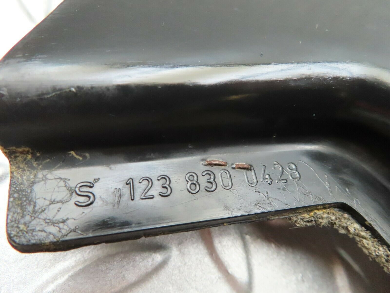 3774 Mercedes-Benz S123 200T Wagon Water Drain 1238300428