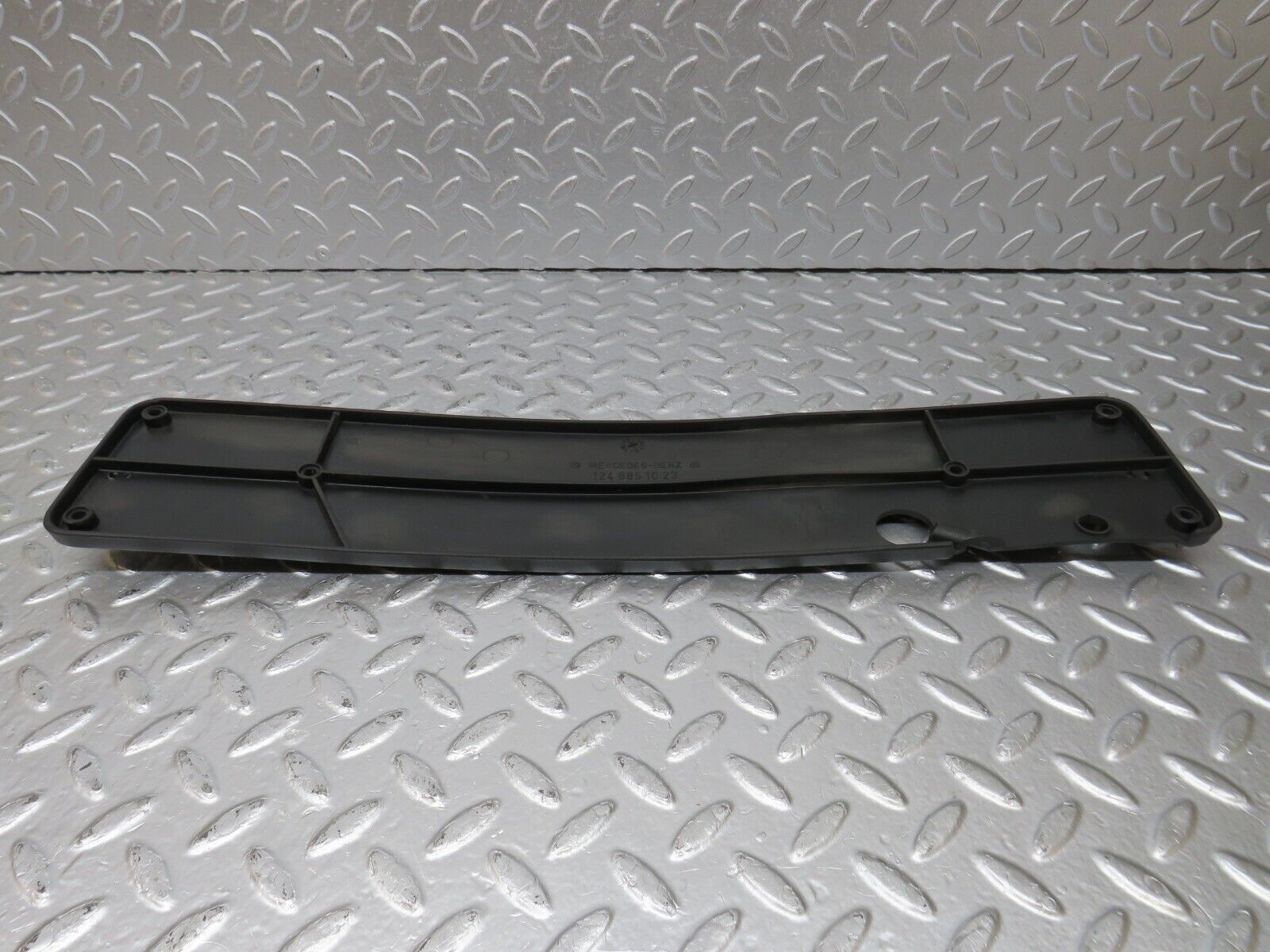 33922 Mercedes-Benz W124 260E Front number Plate Holder Plastic 1248851023