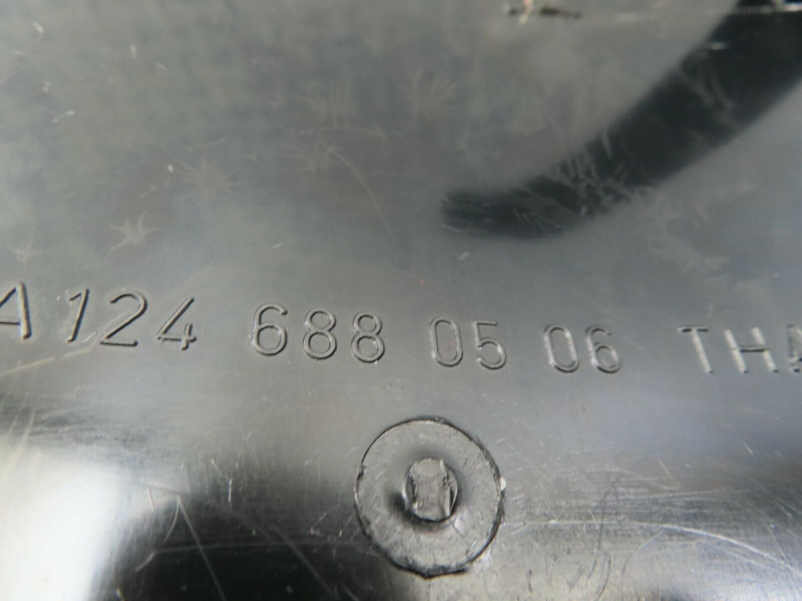 6500 Mercedes-Benz S124 E220 Wagon Front Left Kick Panel Trim Black 1246880506