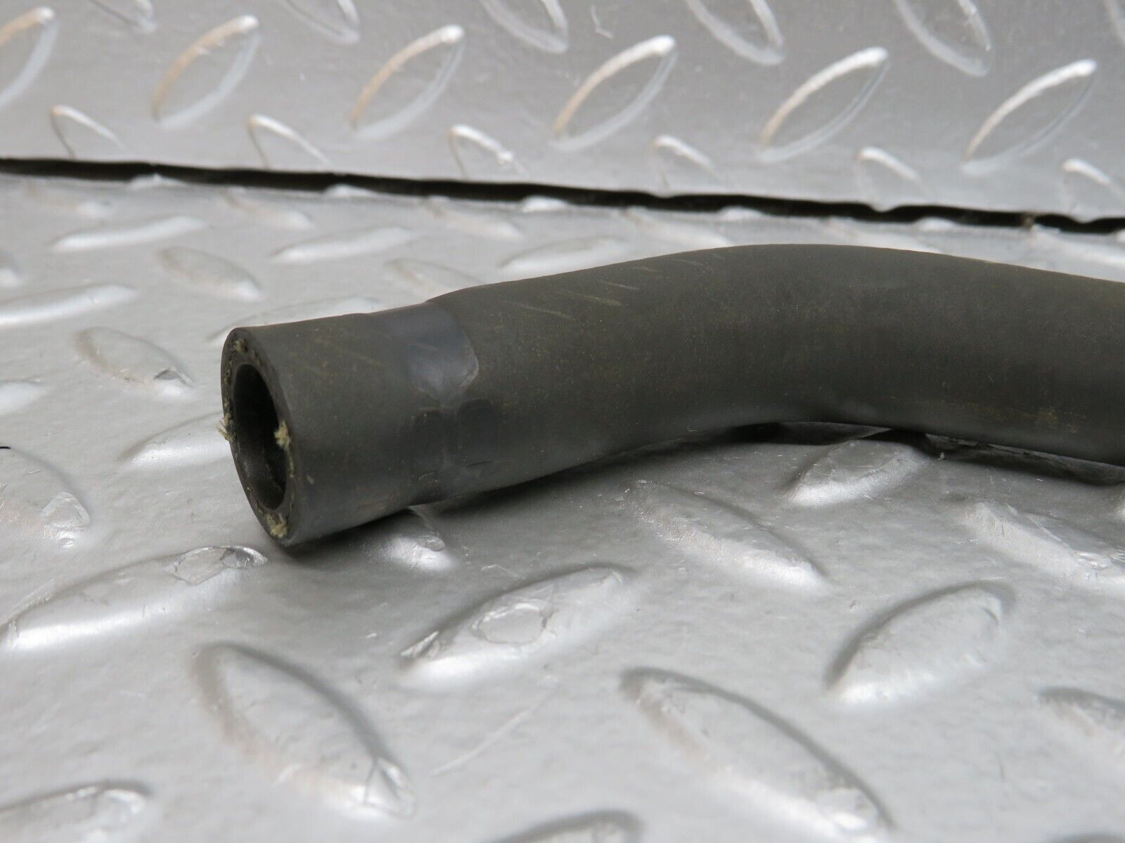 29560 Mercedes-Benz W124 230E Water Hose Pipe 1248323594