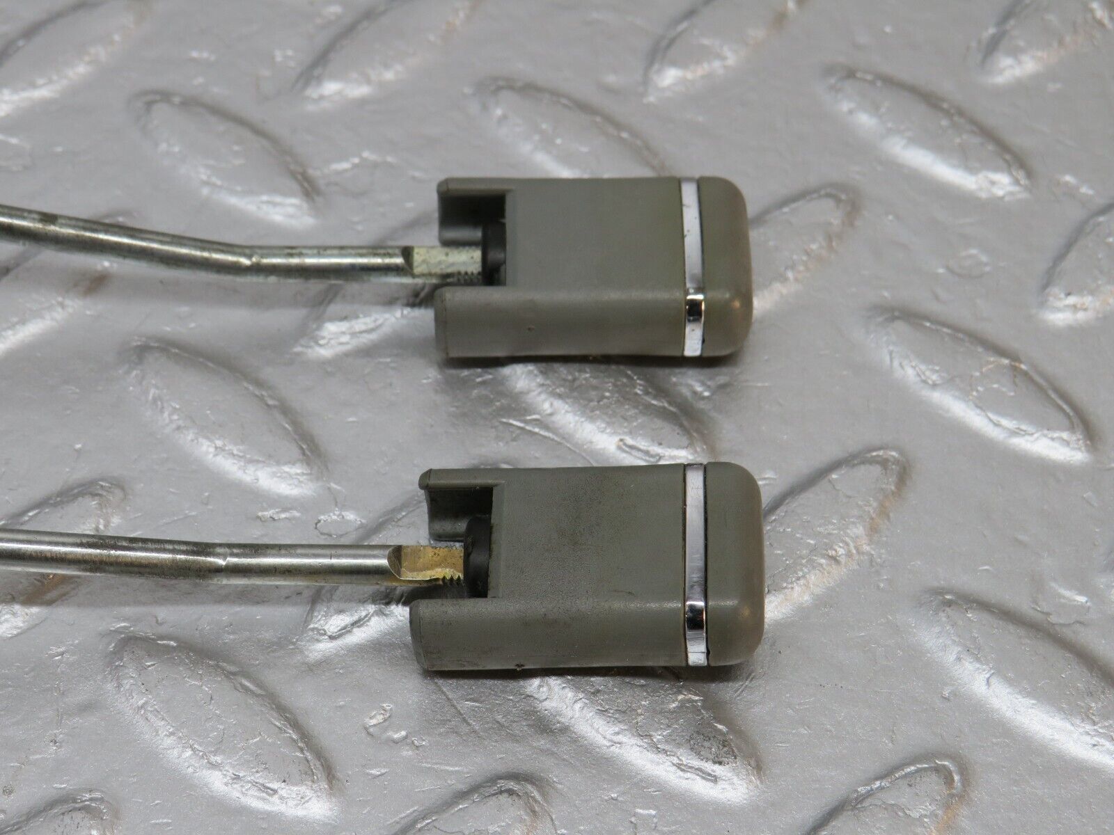 39752 Mercedes-Benz R129 320SL Coupe Door Lock Knob Pair