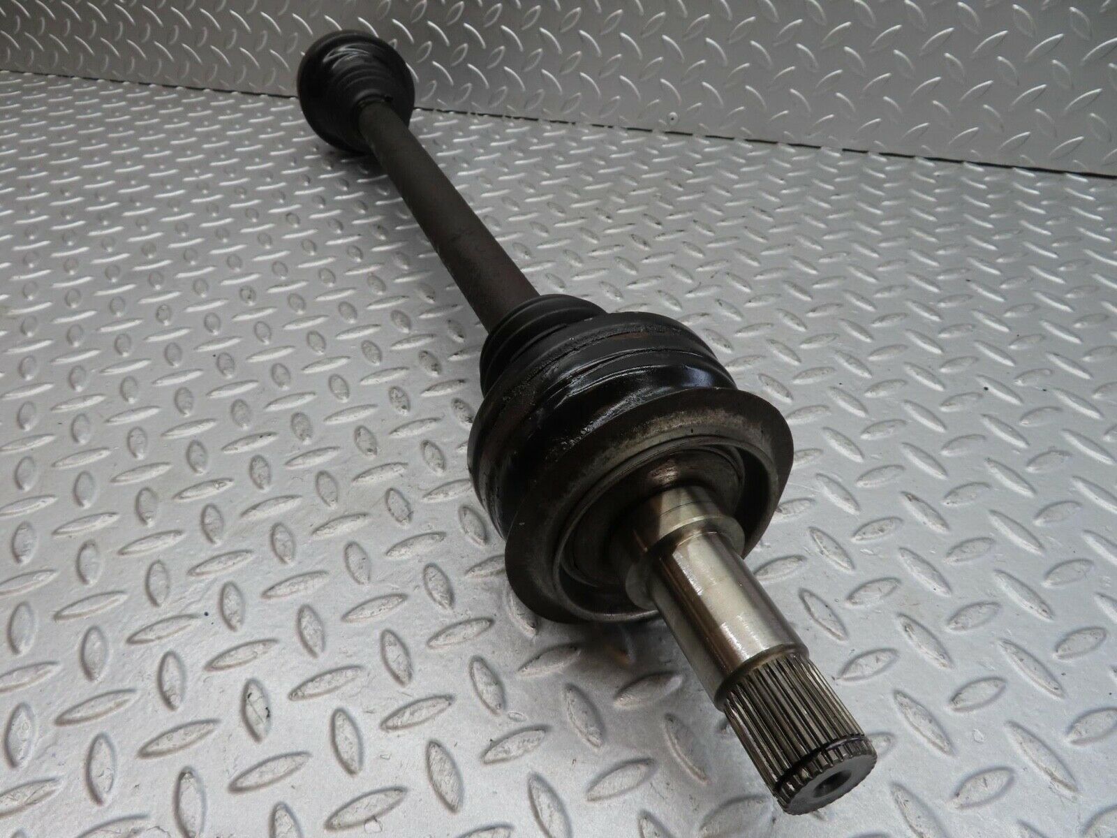 12668 Mercedes-Benz W221 S320 Axle Shaft Drive Shaft