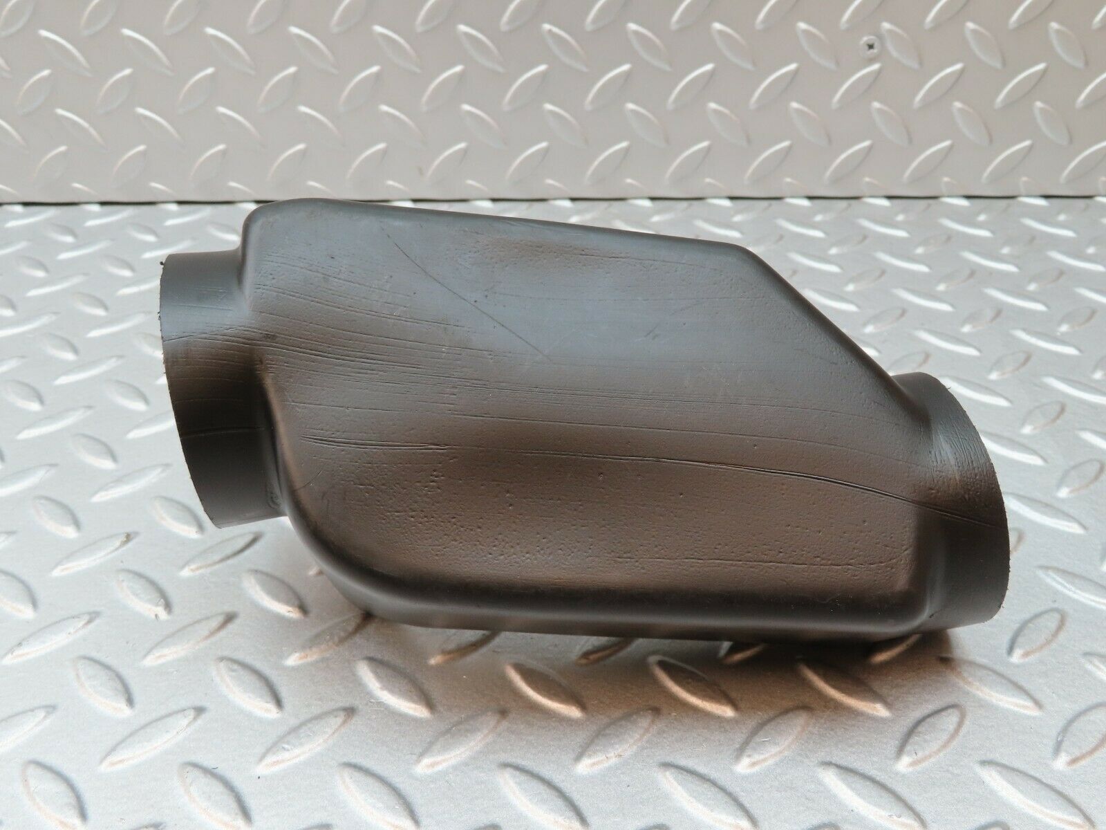 4754 Mercedes-Benz W114 280CE Coupe Heater Pipe