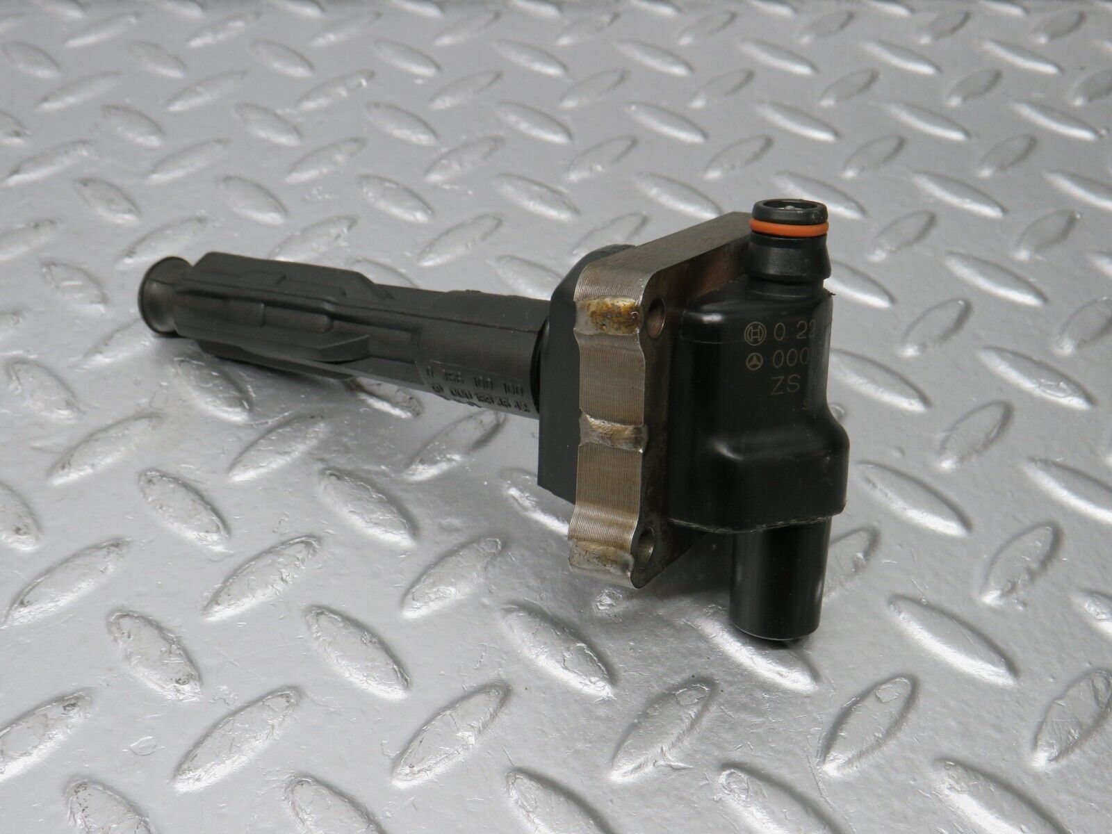 39493 Mercedes-Benz R129 320SL Coupe Ignition Coil 0001587003 0221506444 0001593542