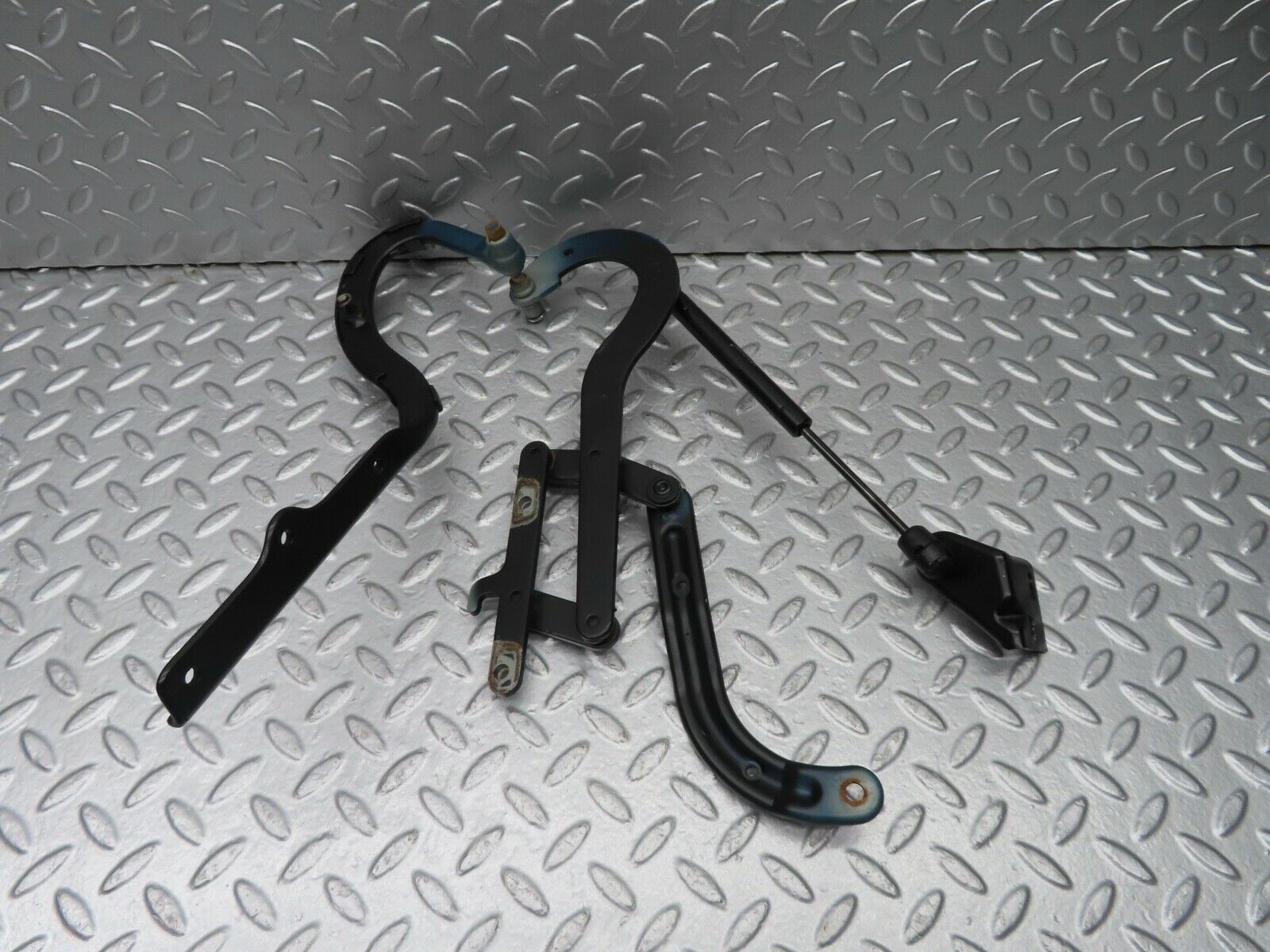 19989 Mercedes-Benz R129 300SL Coupe Trunk Boot Soft Top Hinge & Gas Strut Right Side