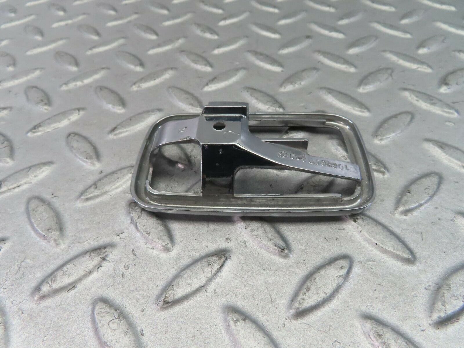 8639 Mercedes-Benz W108 Chrome Frame For Door Opener Right 1087660611
