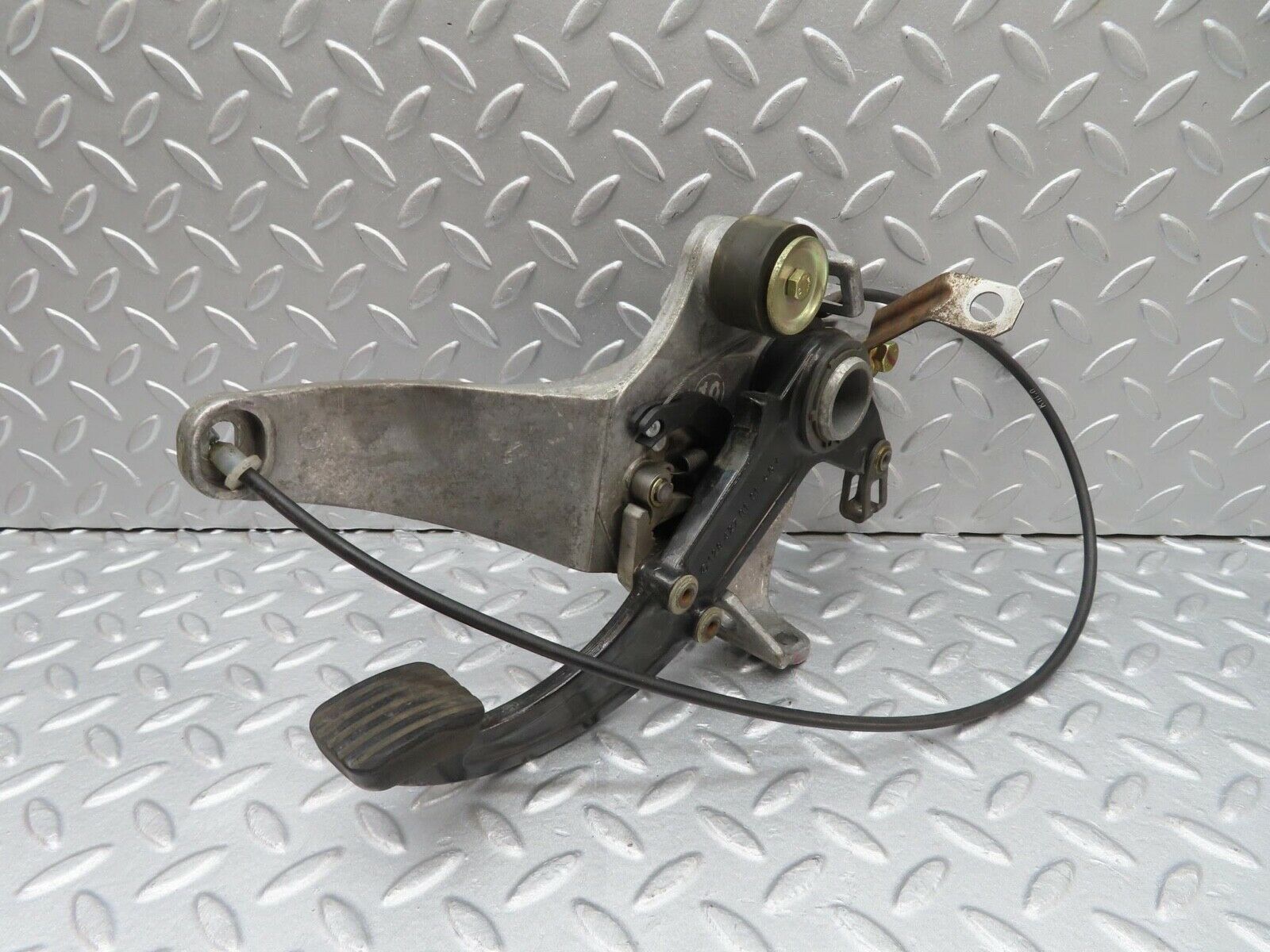 11958 Mercedes-Benz R129 300SL Coupe Parking Brake Pedal 1294270101