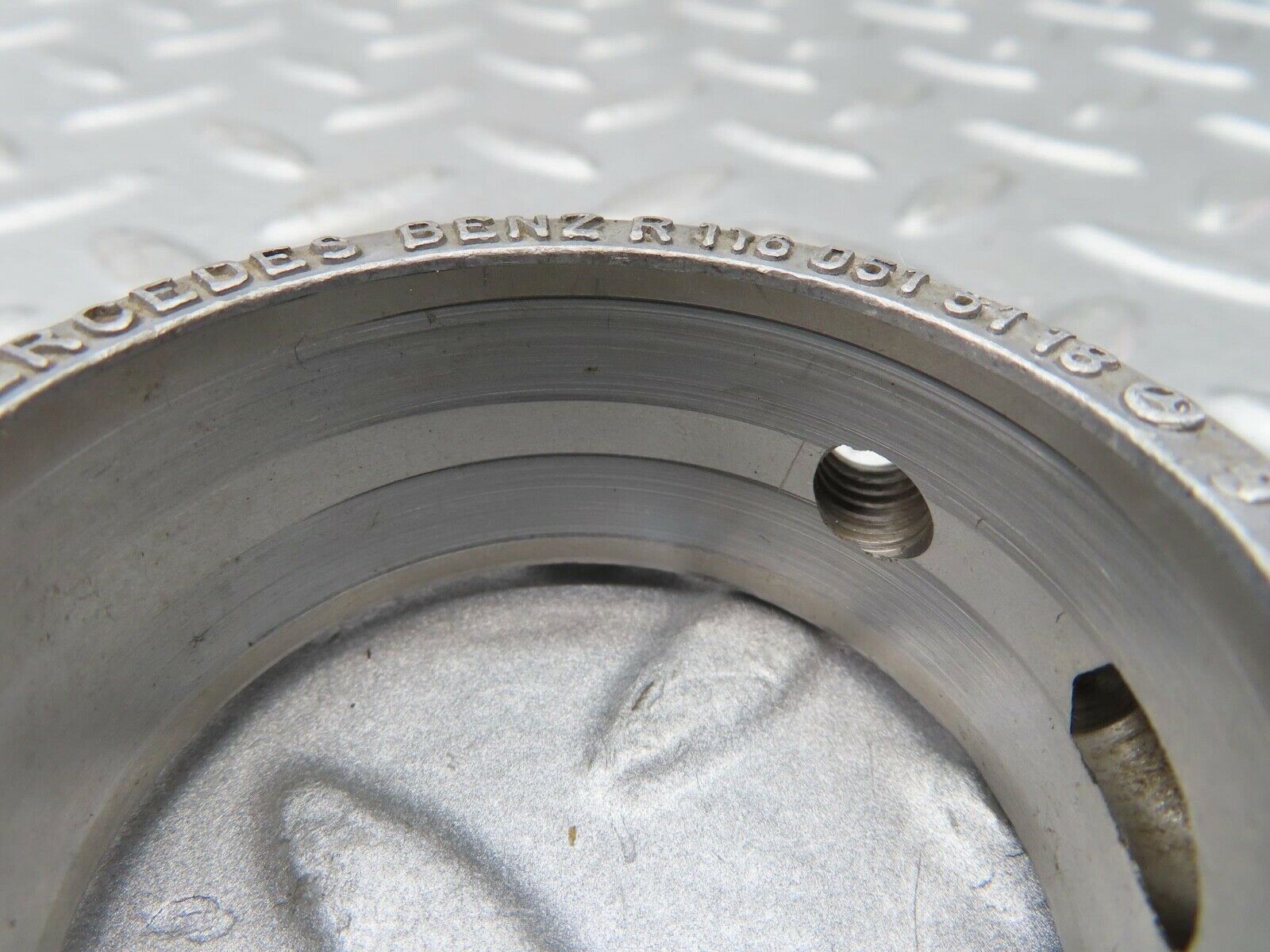 16716 Mercedes-Benz C107 380SLC Camshaft Tower Bearing 1160515118