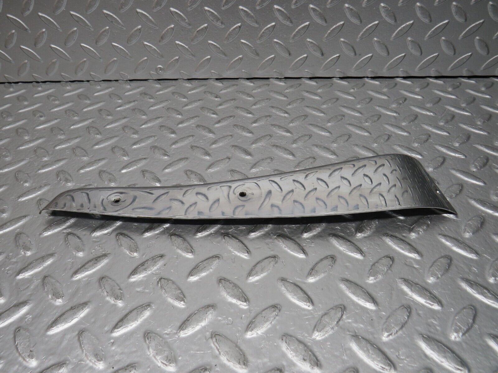 0737 Mercedes-Benz C107 350SLC Coupe Door Chrome Cover Right Side