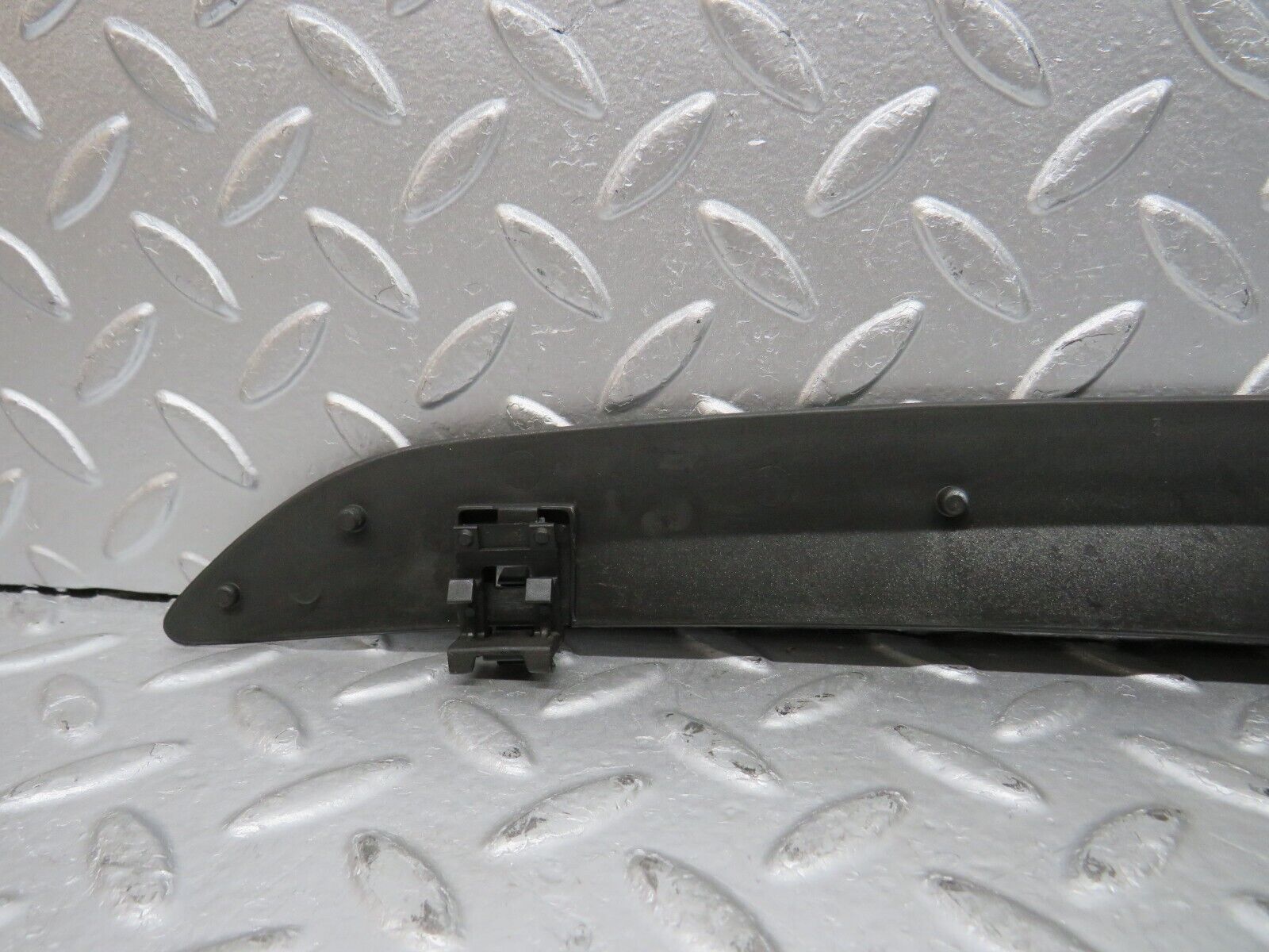 31986 Mercedes-Benz W123 230E Rear Right C Pillar Plastic Trim 1236980114