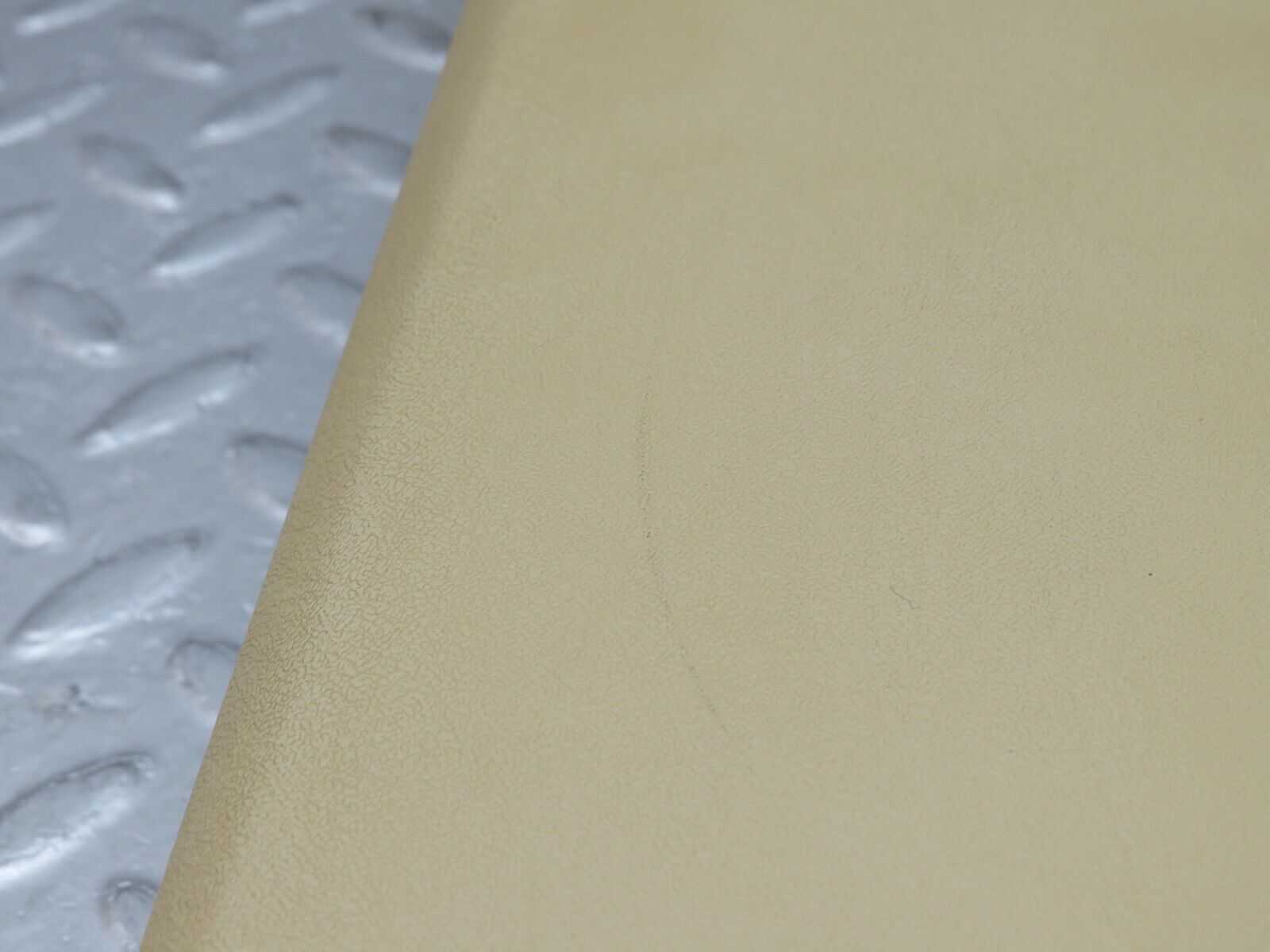 36589 Mercedes-Benz W201 190E 2.0L Front Left Door Pocket Beige 2017270164