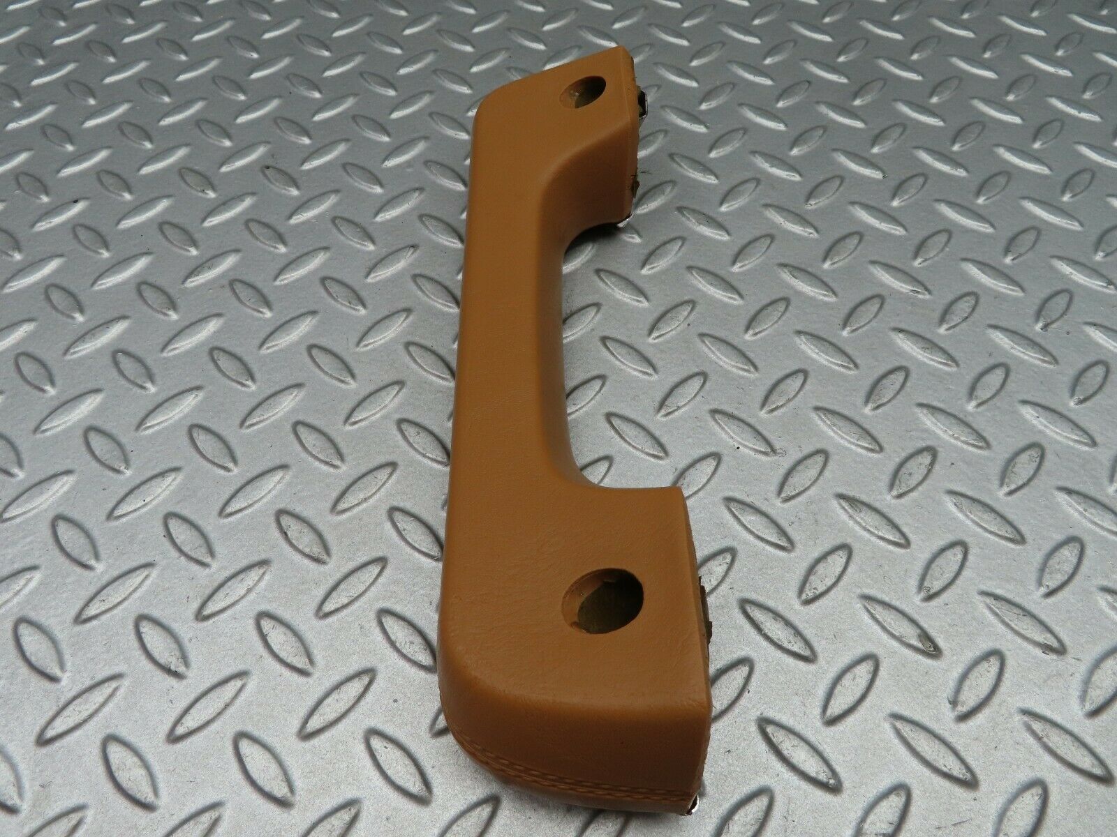 5720 Mercedes-Benz W123 200 Interior Door Handle Rear Left 1239701901