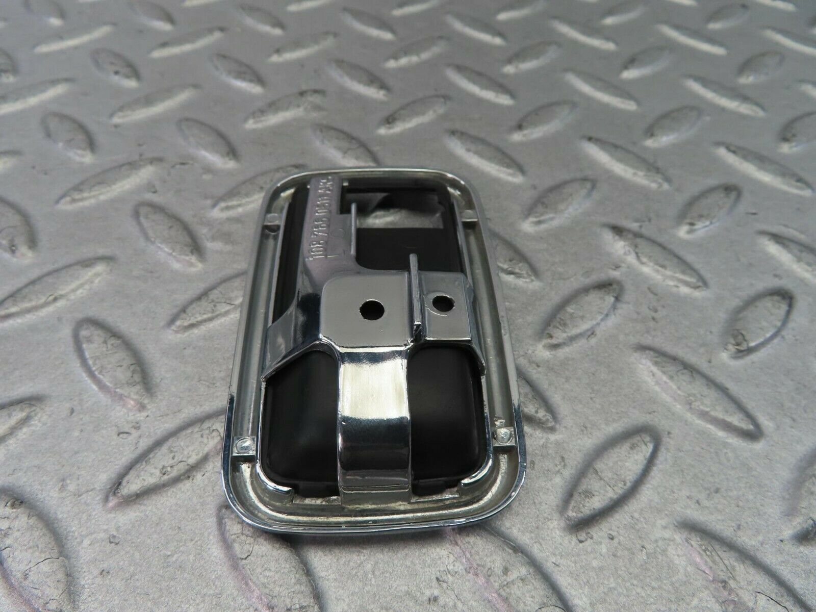 8659 Mercedes-Benz W108 Chrome Frame For Door Opener Left 1087660511