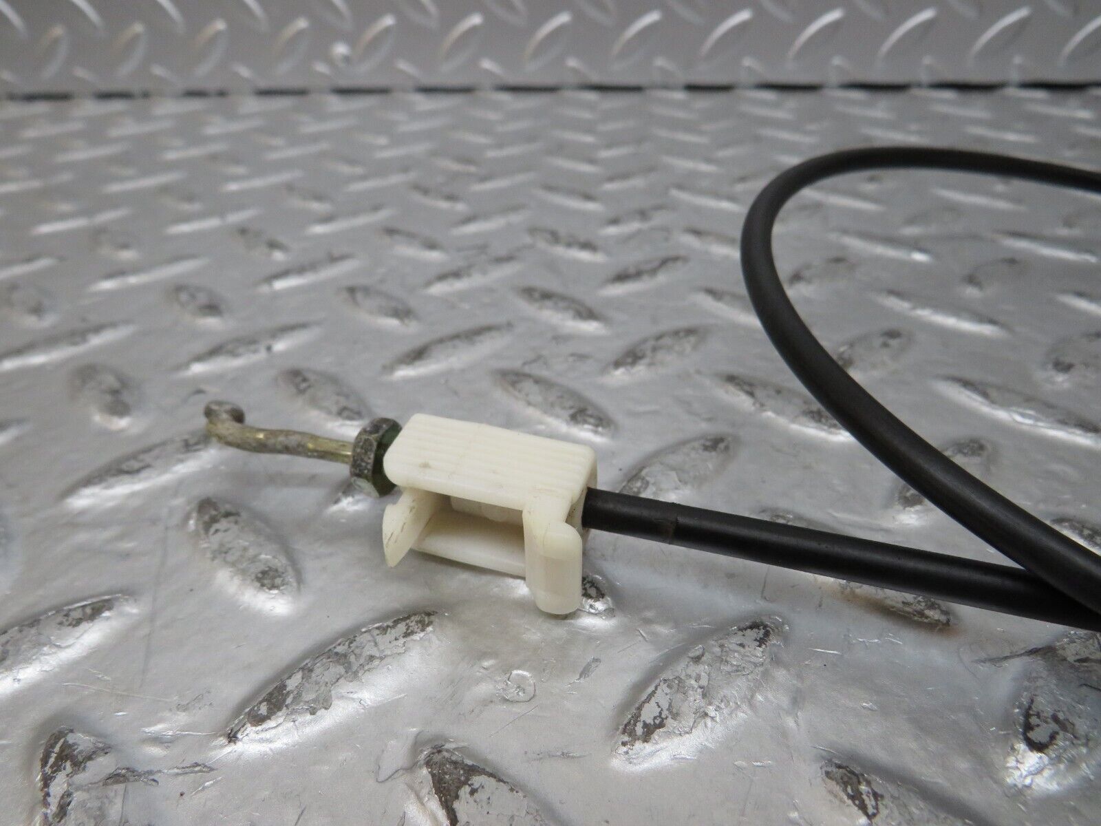 26504 Mercedes-Benz C124 220CE Coupe Door Lock Cable