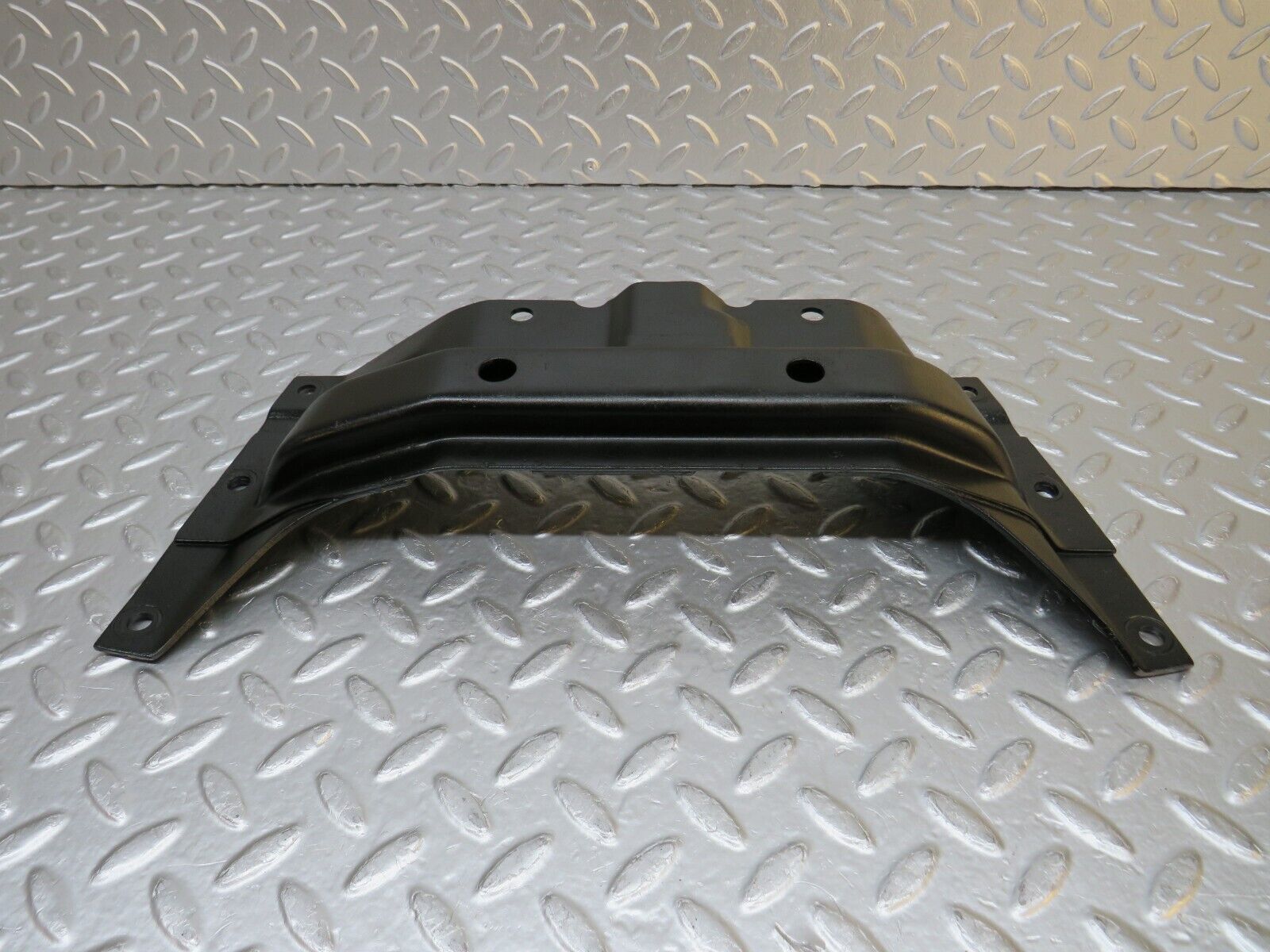 32240 Mercedes-Benz C107 350SLC Coupe Gearbox Mount Bracket