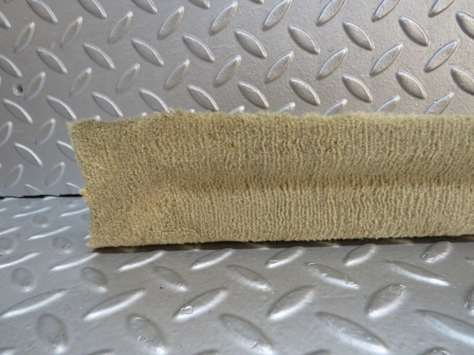 38284 Mercedes-Benz R129 280SL Coupe Right Door Sill Cover Beige 1296800235