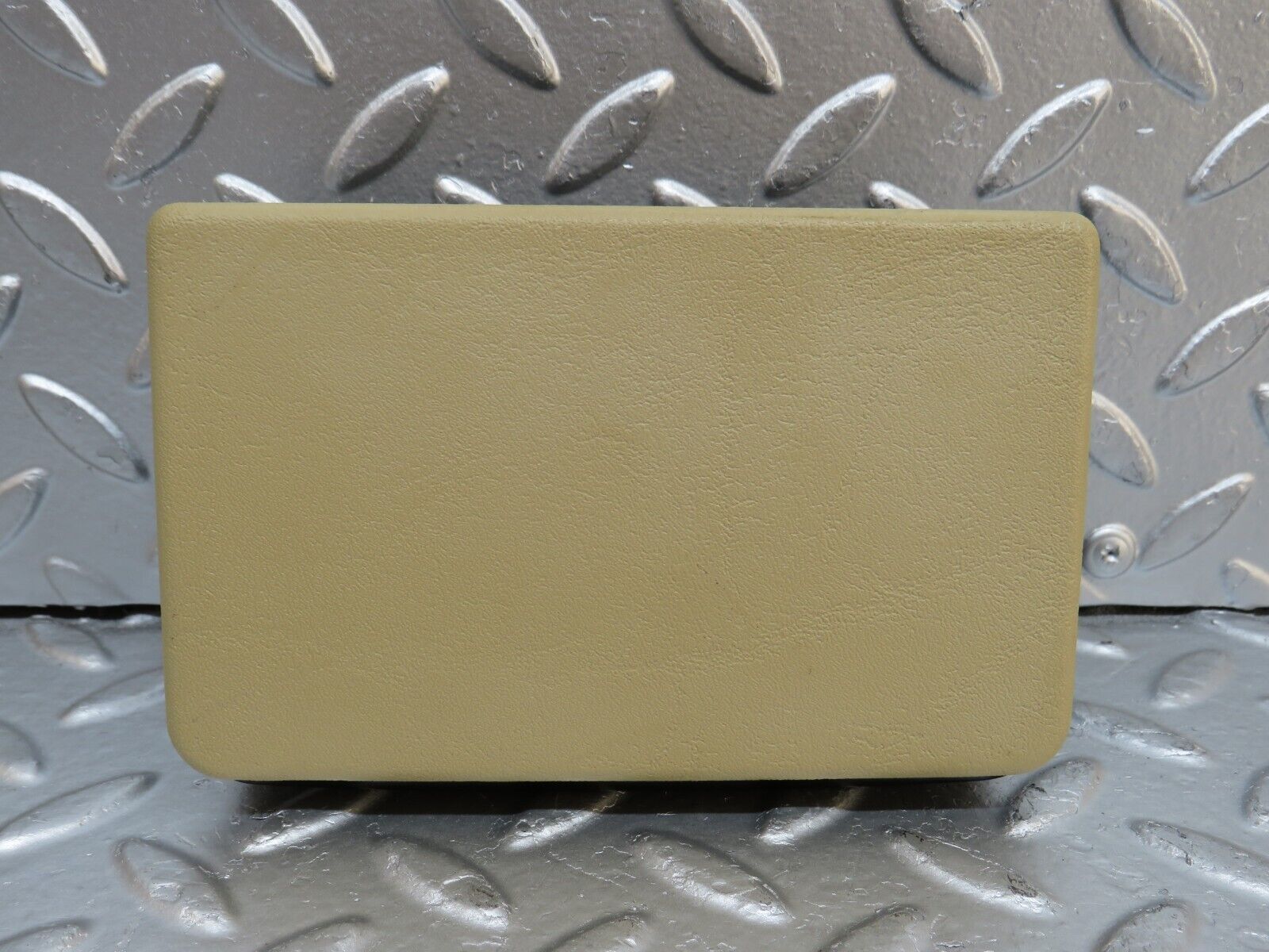 29334 Mercedes-Benz W124 230E Rear Door Ashtray Beige