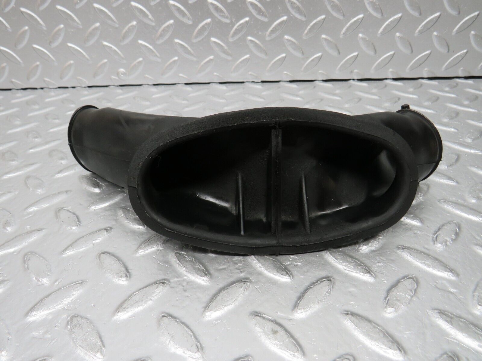 30413 Mercedes-Benz W124 230E Heater Water Drain 1248320025