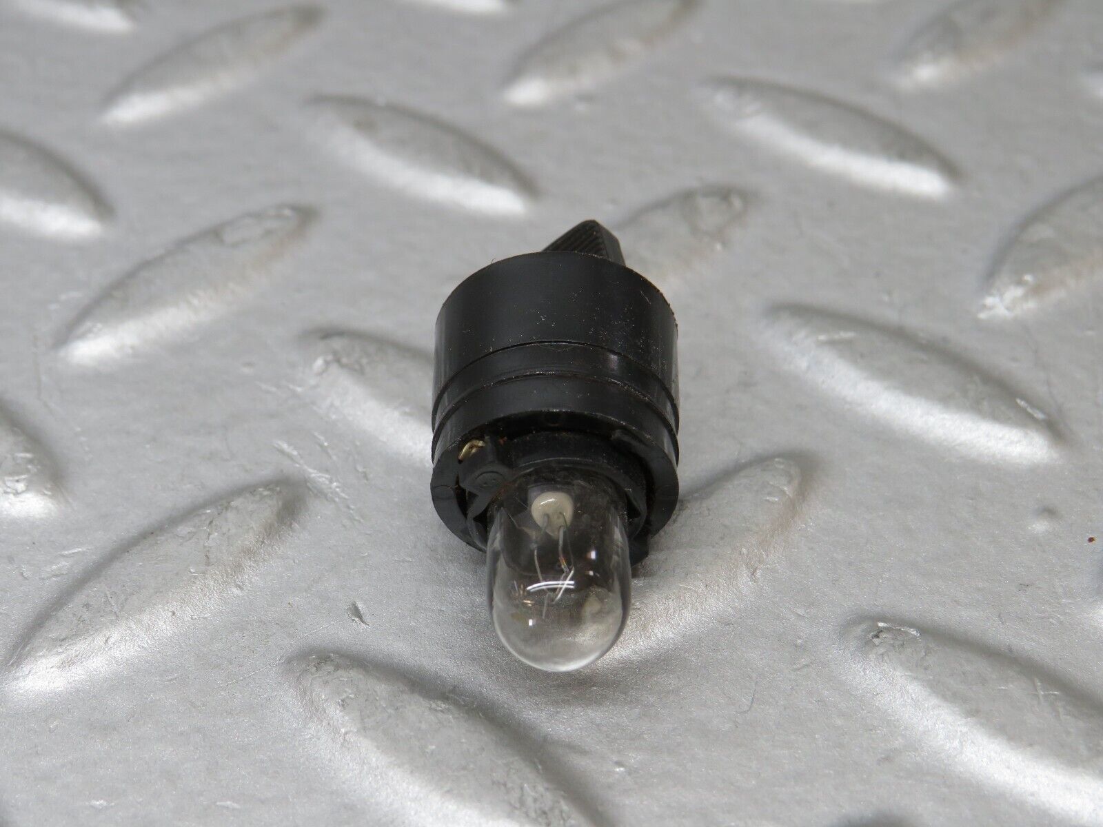 36402 Mercedes-Benz W108 Instrument Cluster Bulb 2x