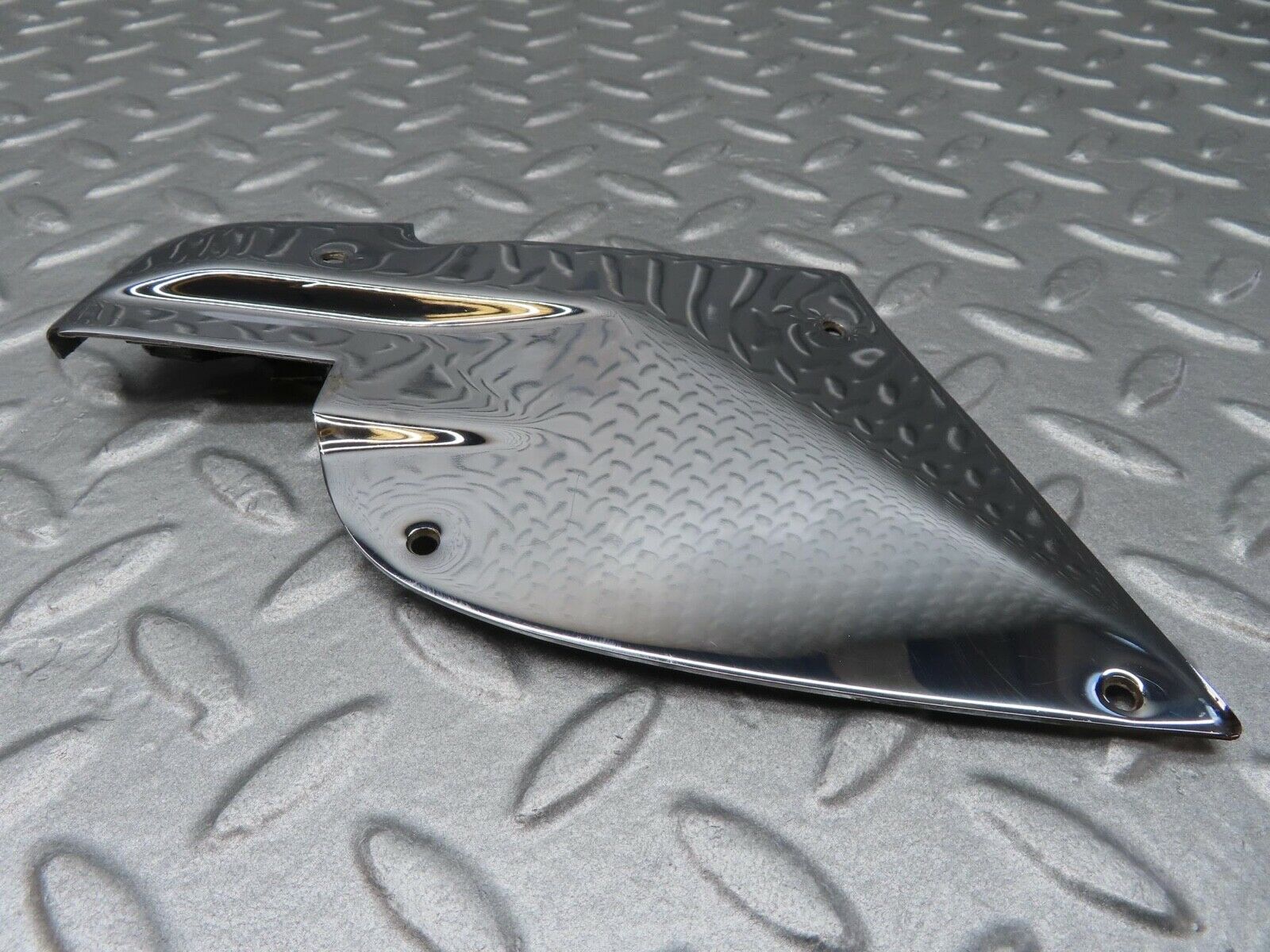 13974 Mercedes-Benz C107 280SLC B Pillar Chrome Cover Plate Right Side