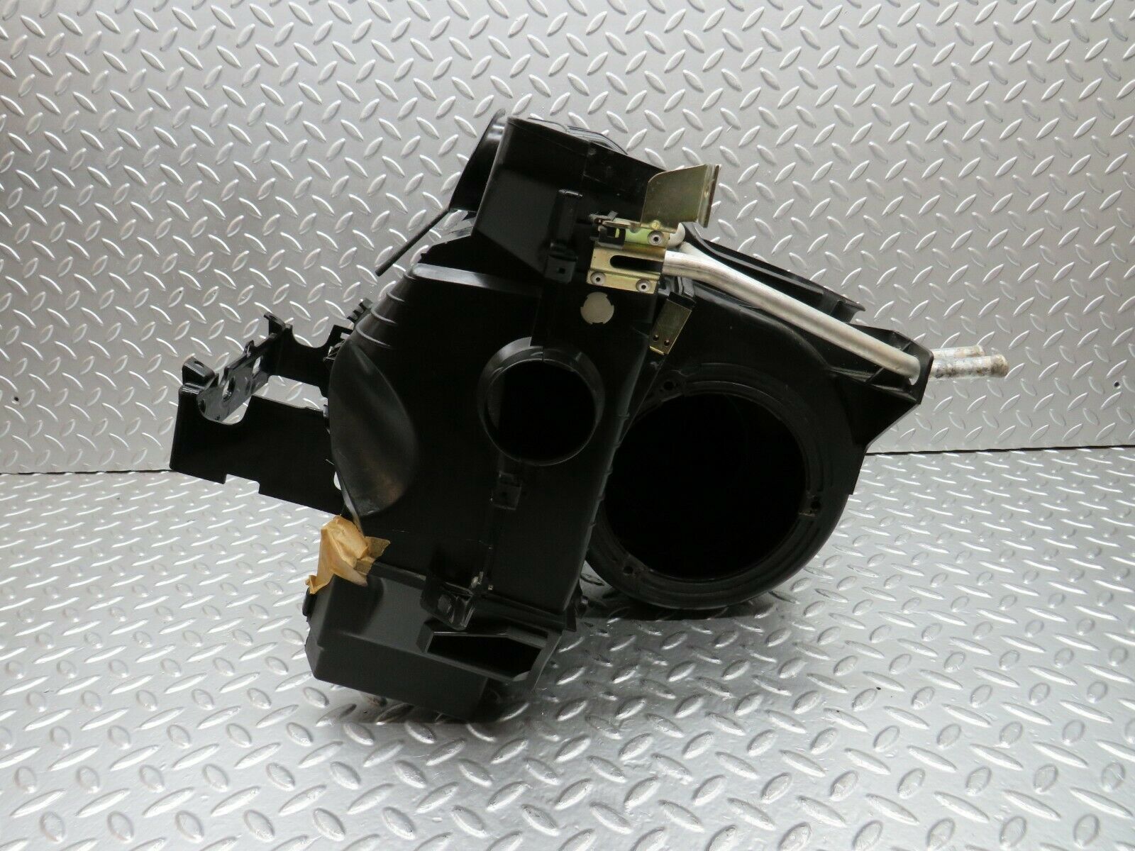 24136 Mercedes-Benz W123 280E Heater Box Blower Housing 0130062800