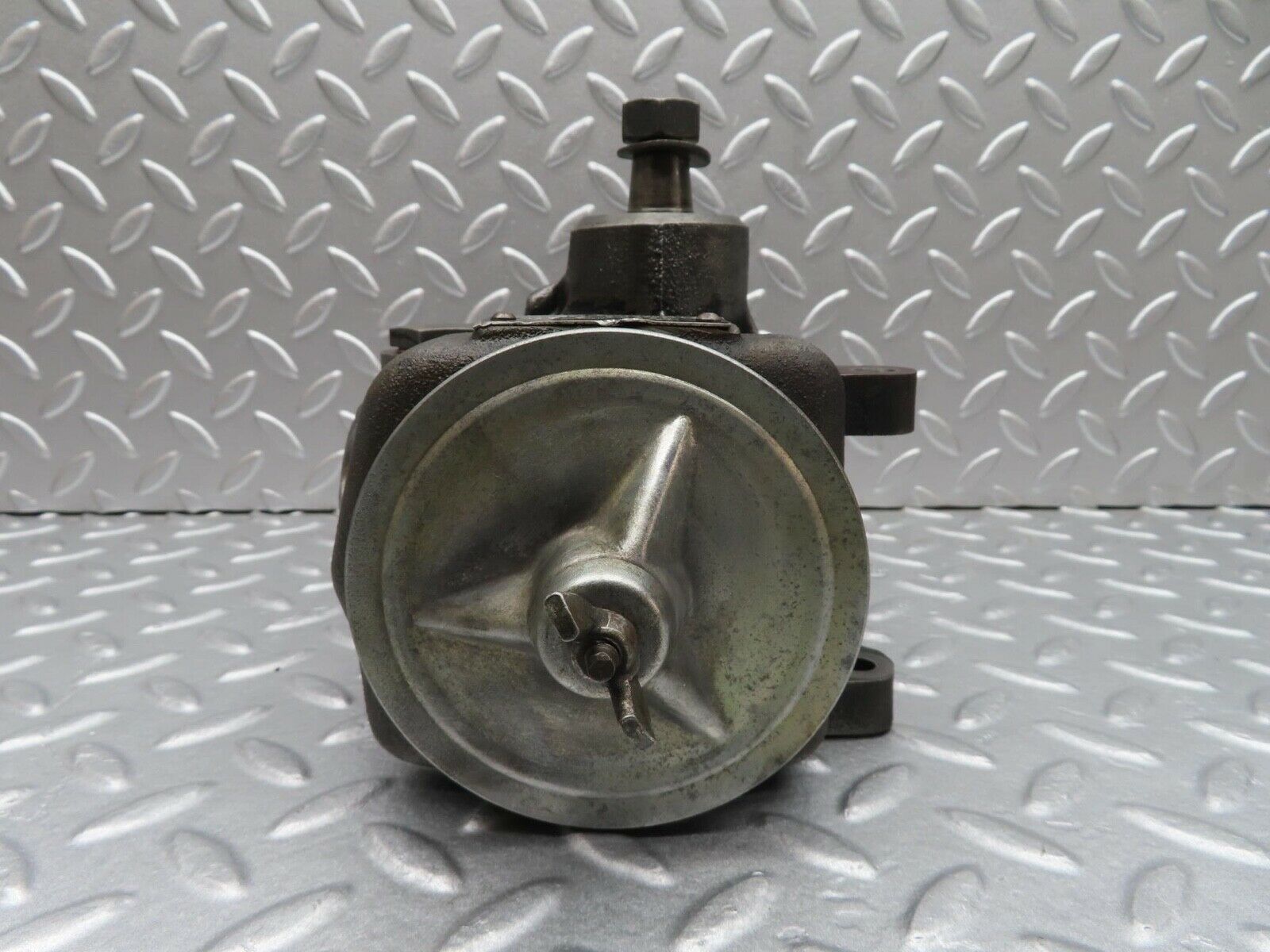 14021 Mercedes-Benz C107 280SLC Power Steering Pump 1164601780